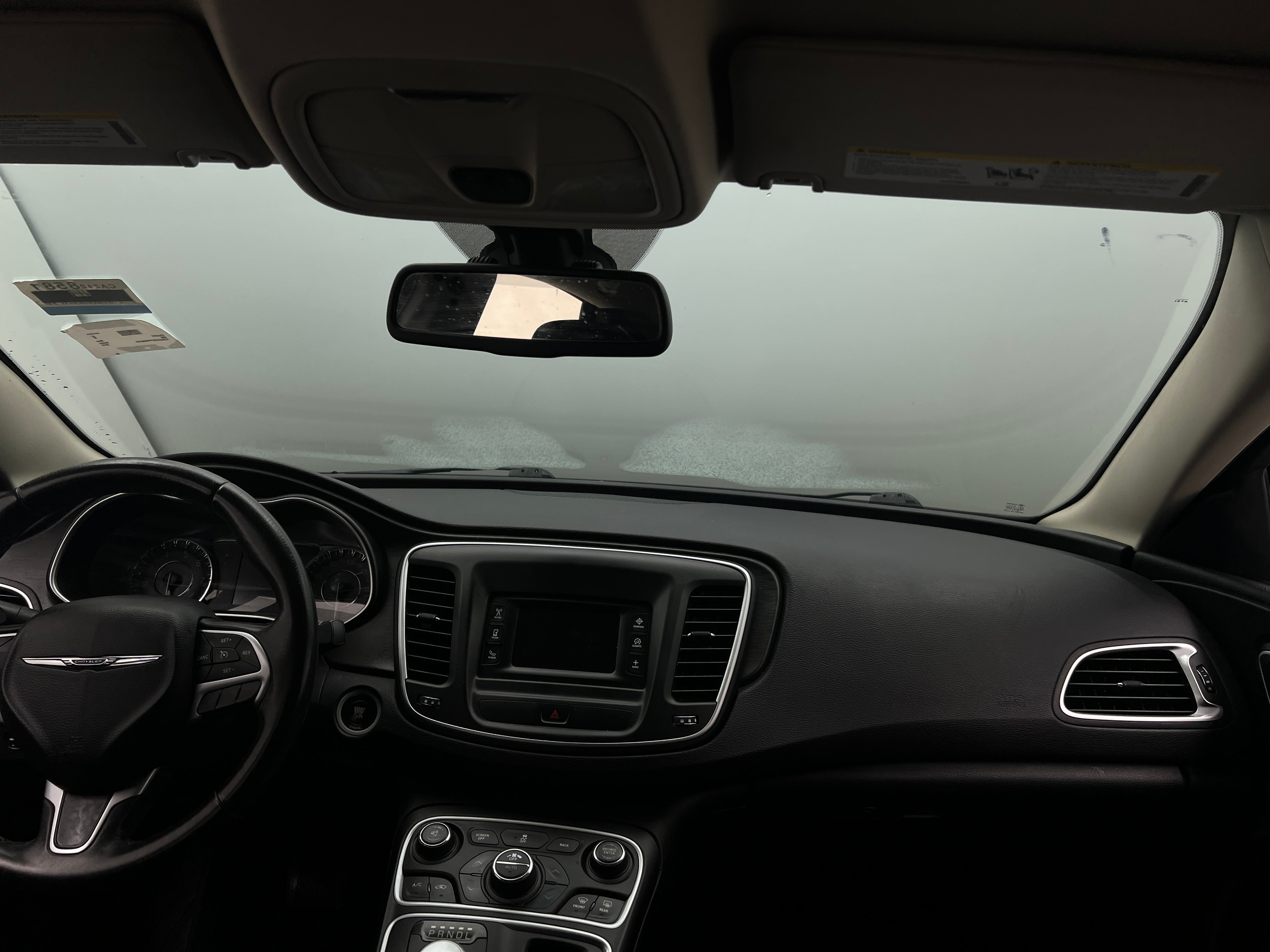 2015 Chrysler 200 Limited 3
