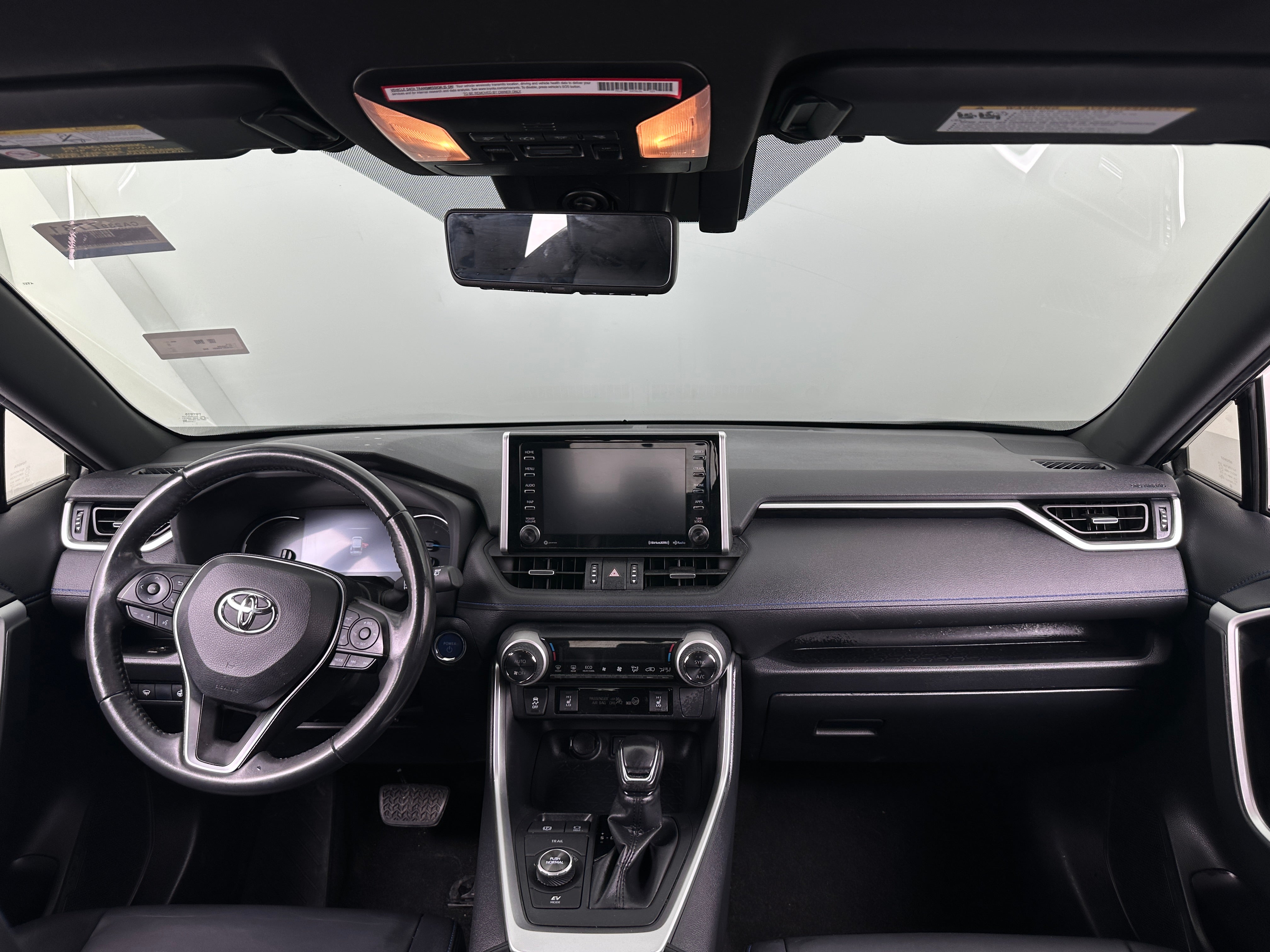 2019 Toyota RAV4 XSE 2
