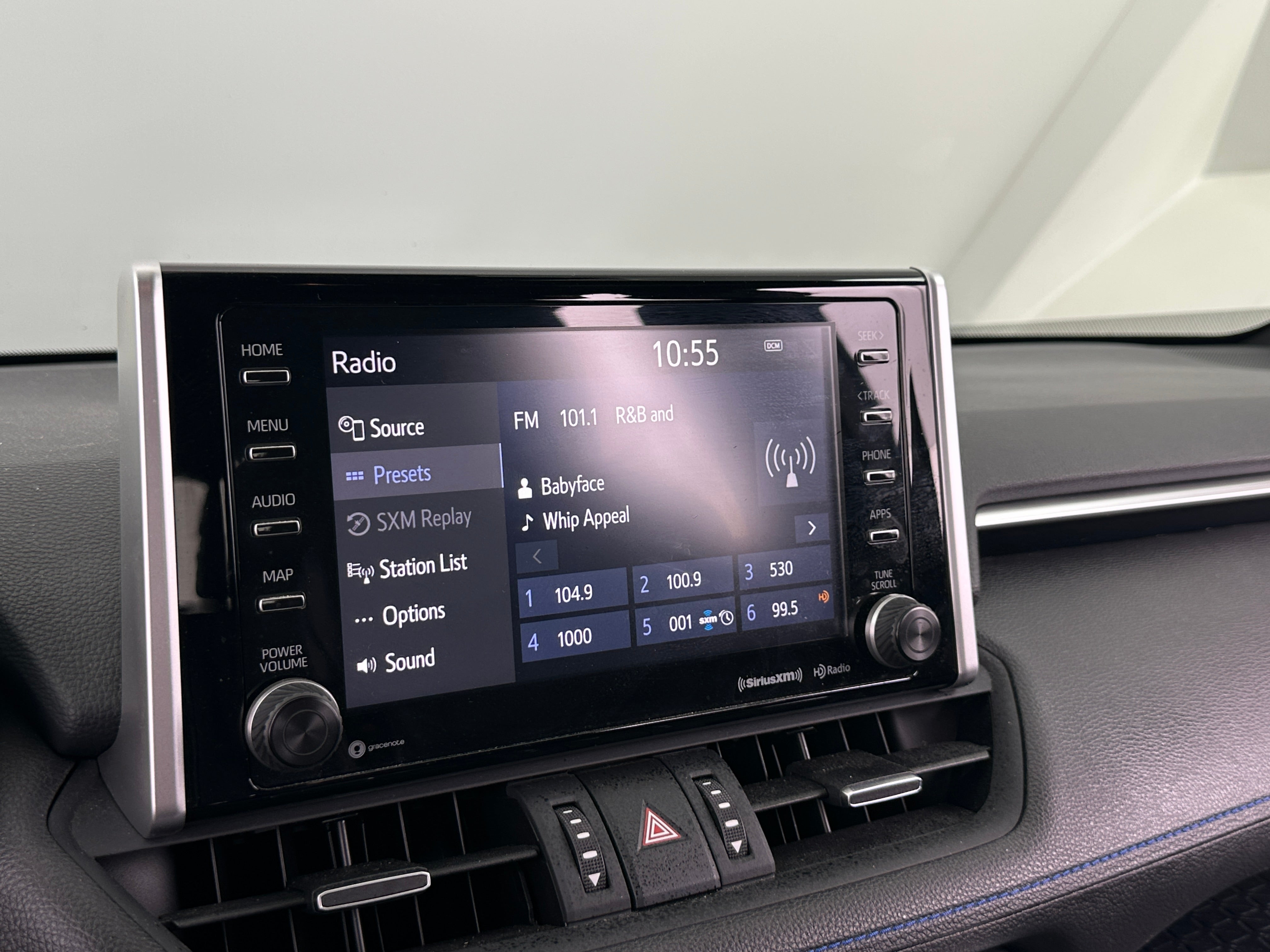 2019 Toyota RAV4 XSE 3