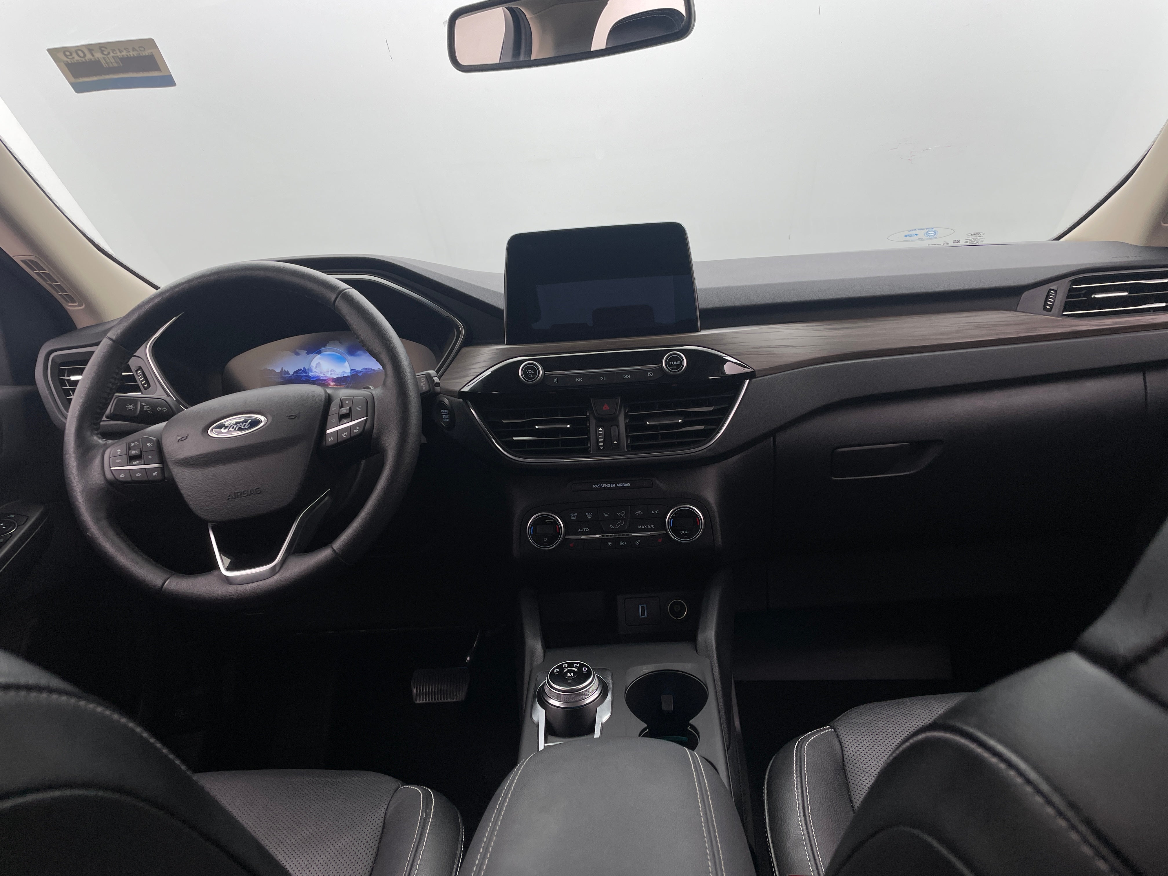 2020 Ford Escape Titanium 2