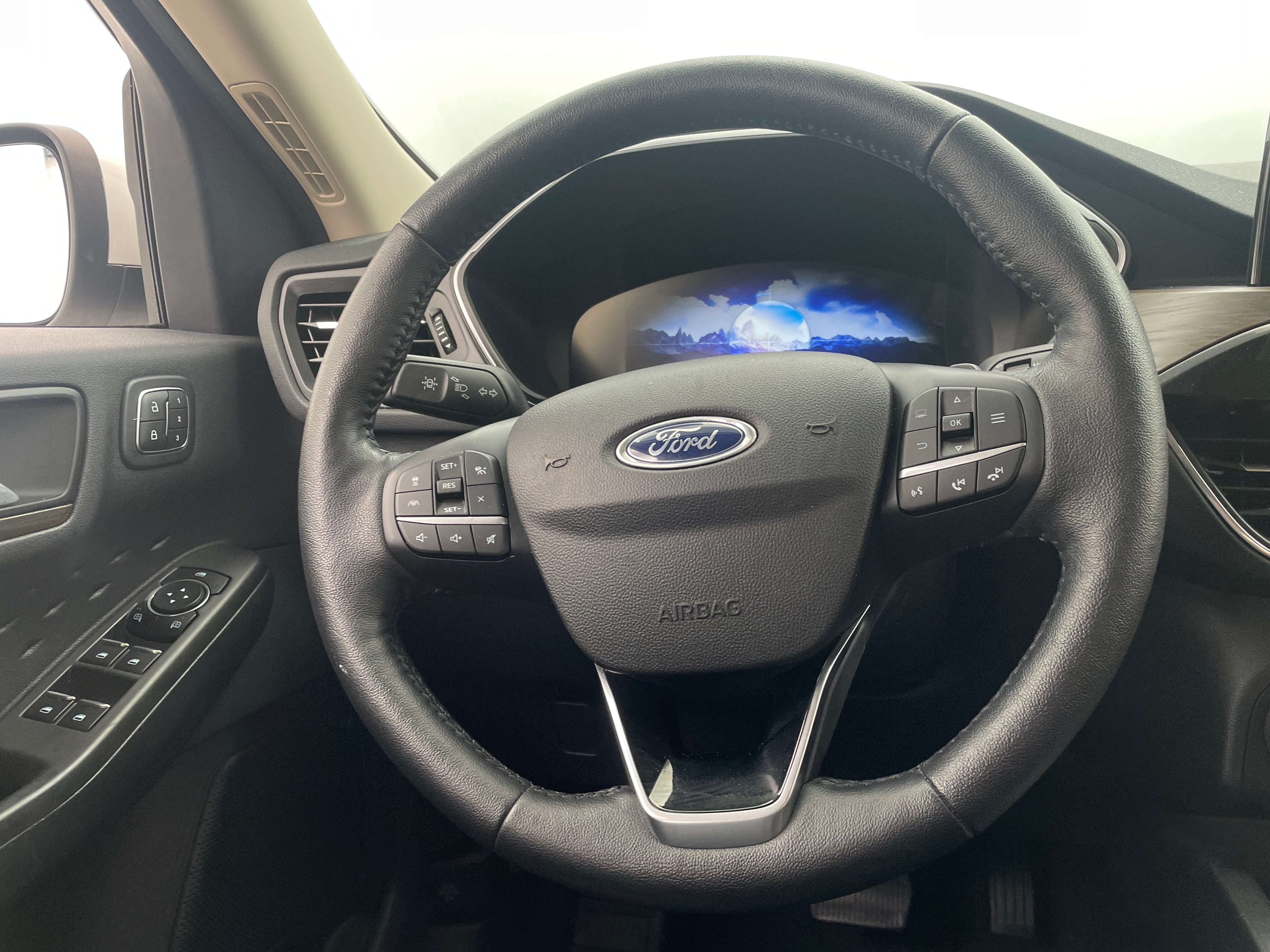 2020 Ford Escape Titanium 4