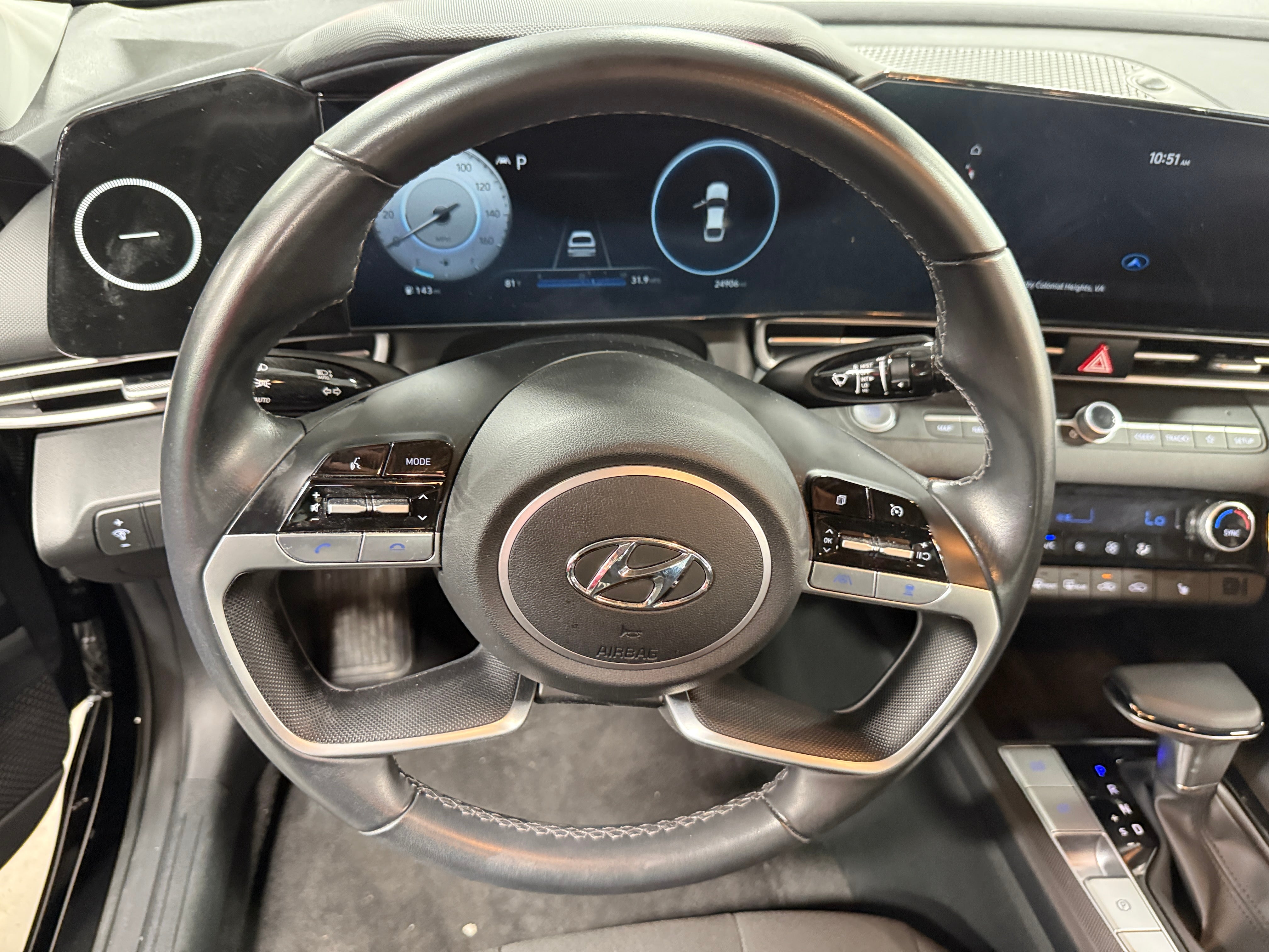 Thumbnail: 2023 Hyundai Elantra - 5