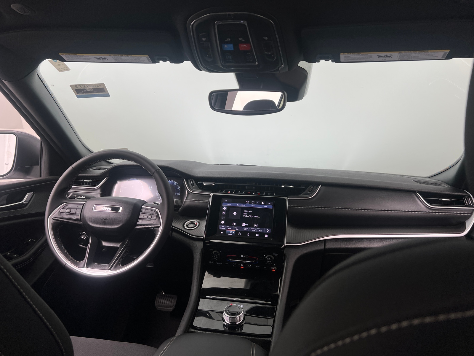 Thumbnail: 2024 Jeep Grand Cherokee L - 3