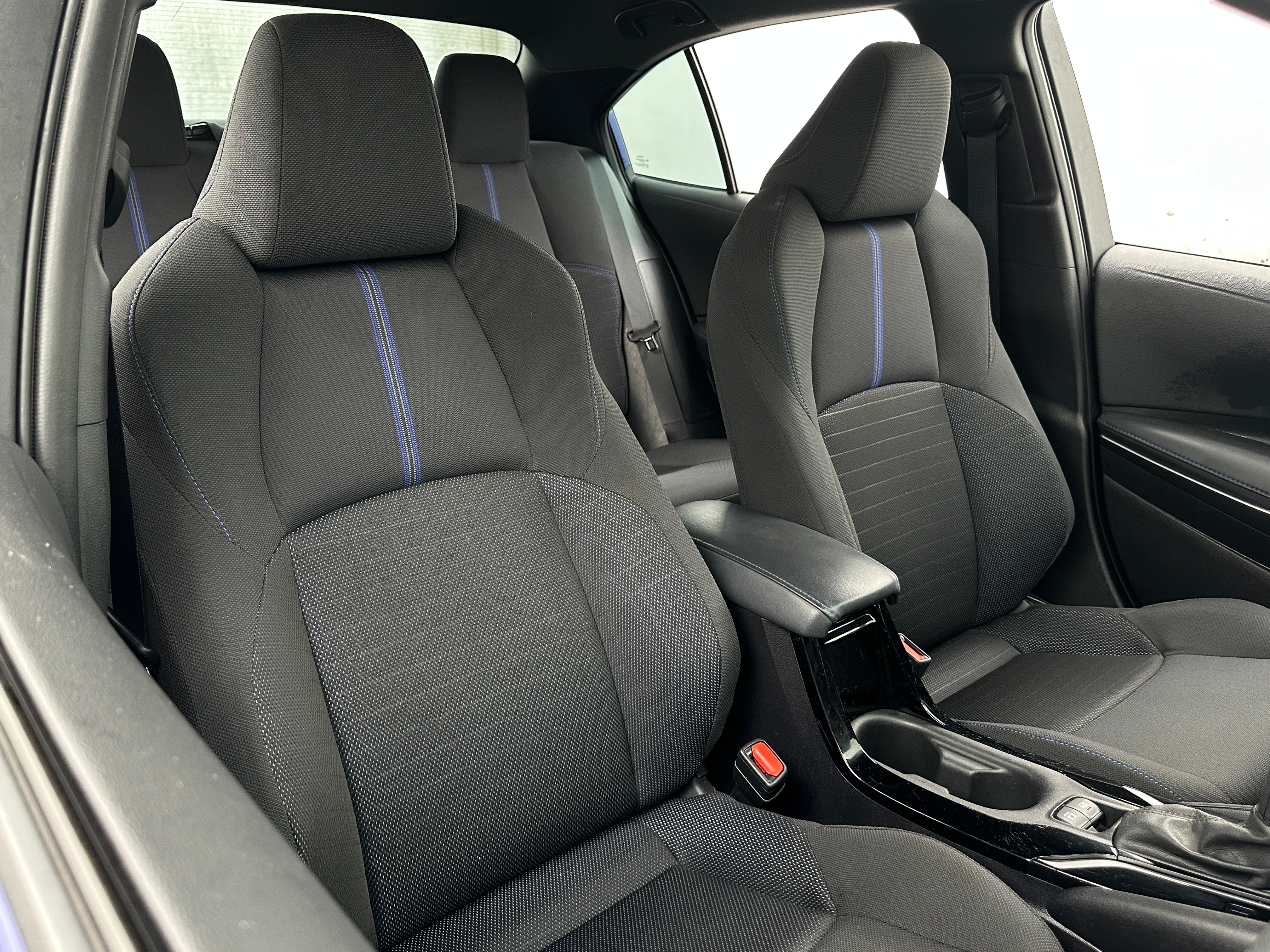 2022 Toyota Corolla SE 2