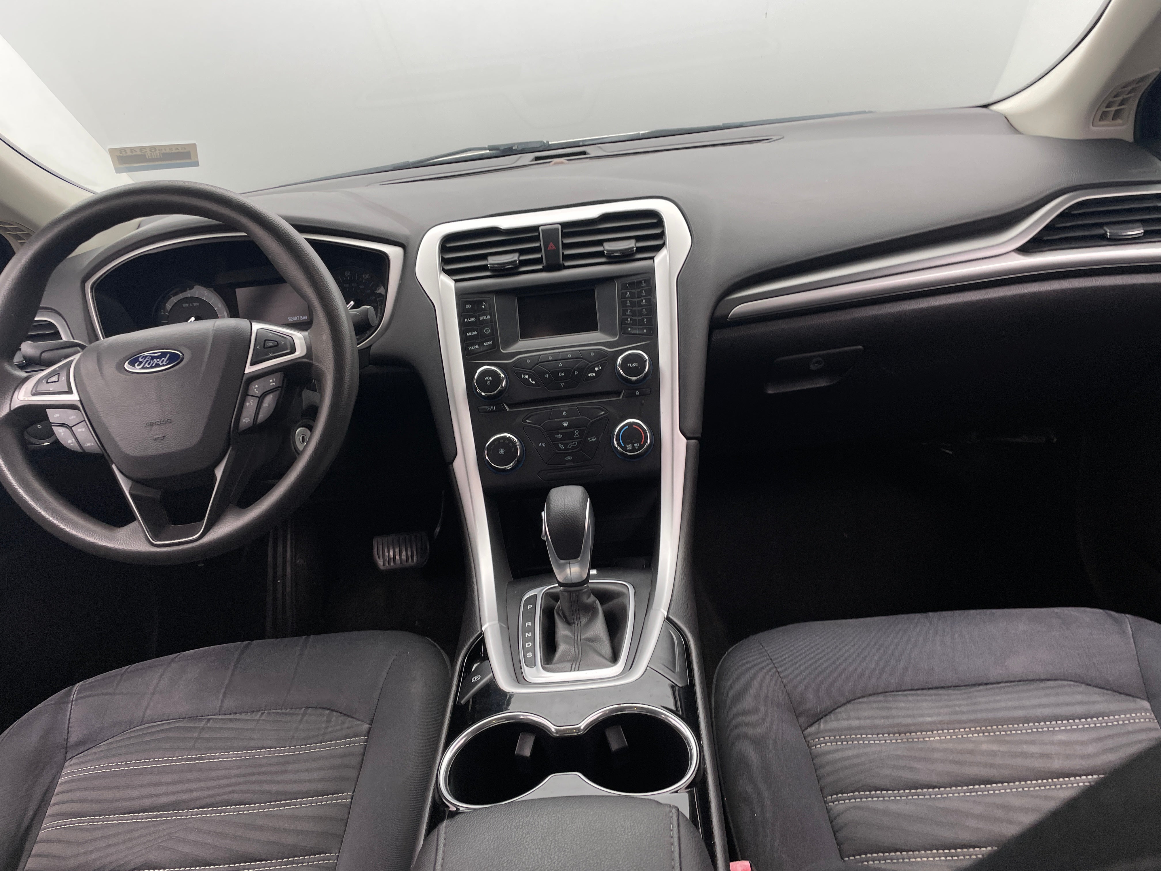 2016 Ford Fusion SE 3