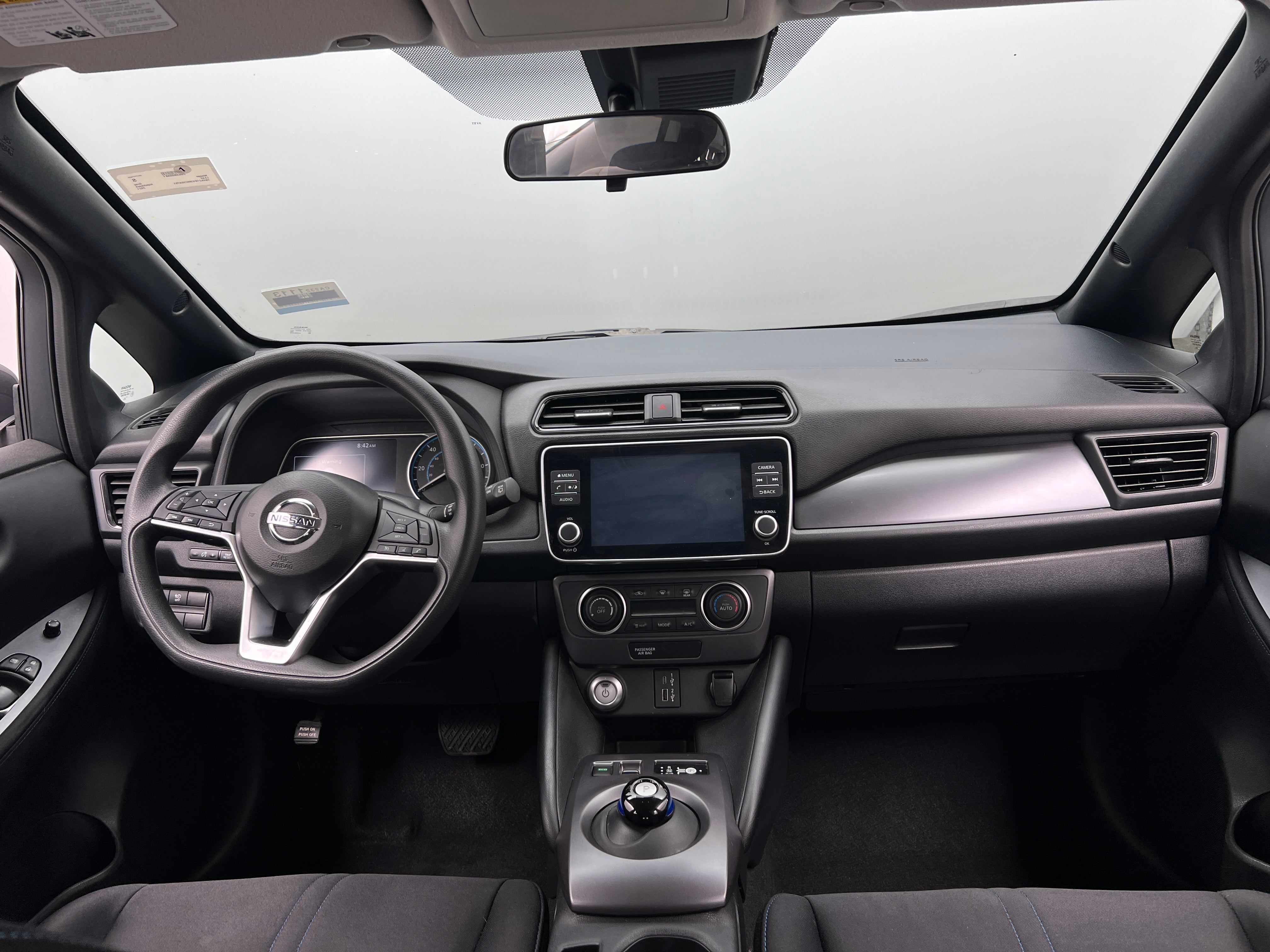 2021 Nissan Leaf S 3