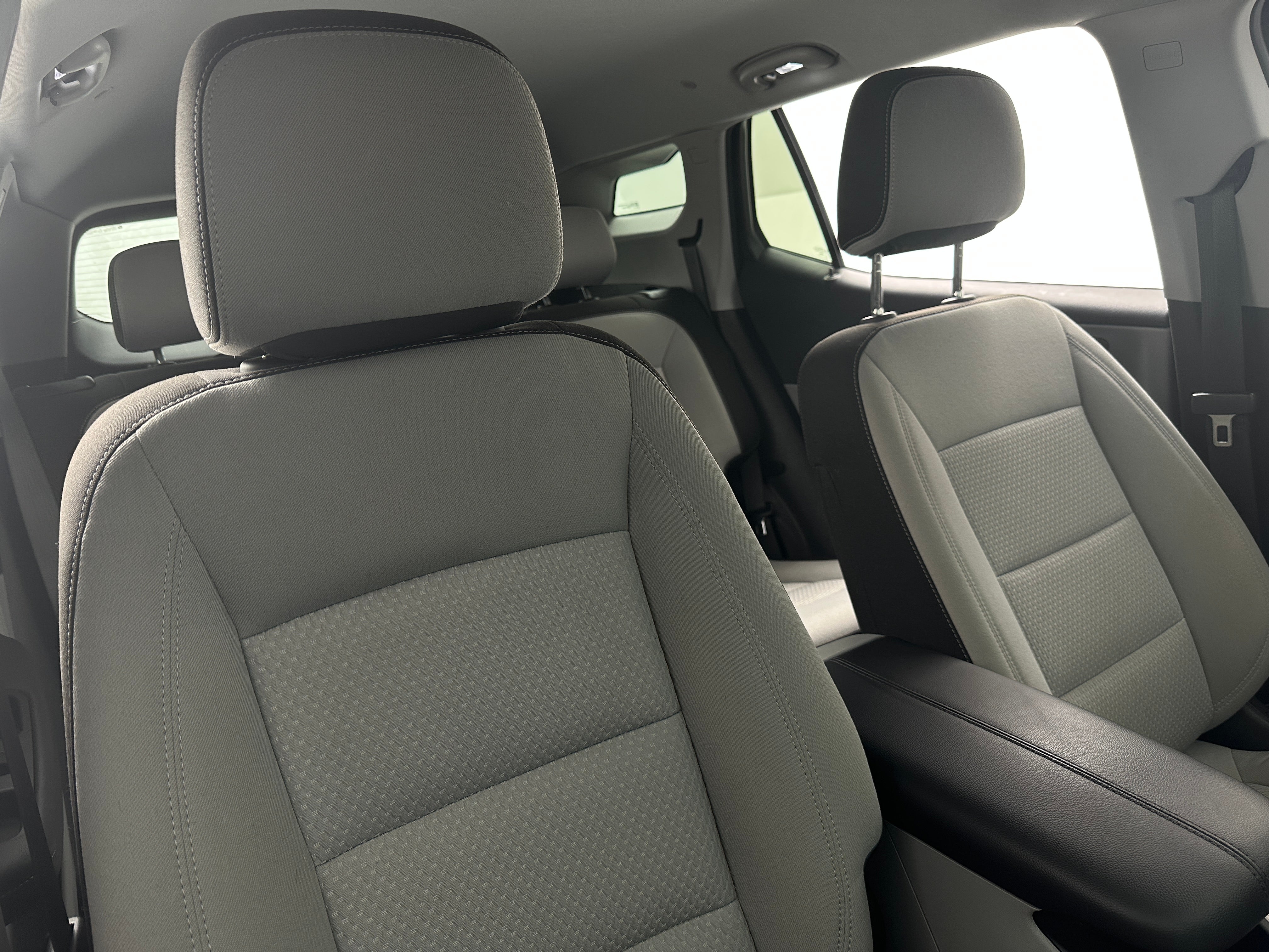 2023 GMC Terrain SLE 2