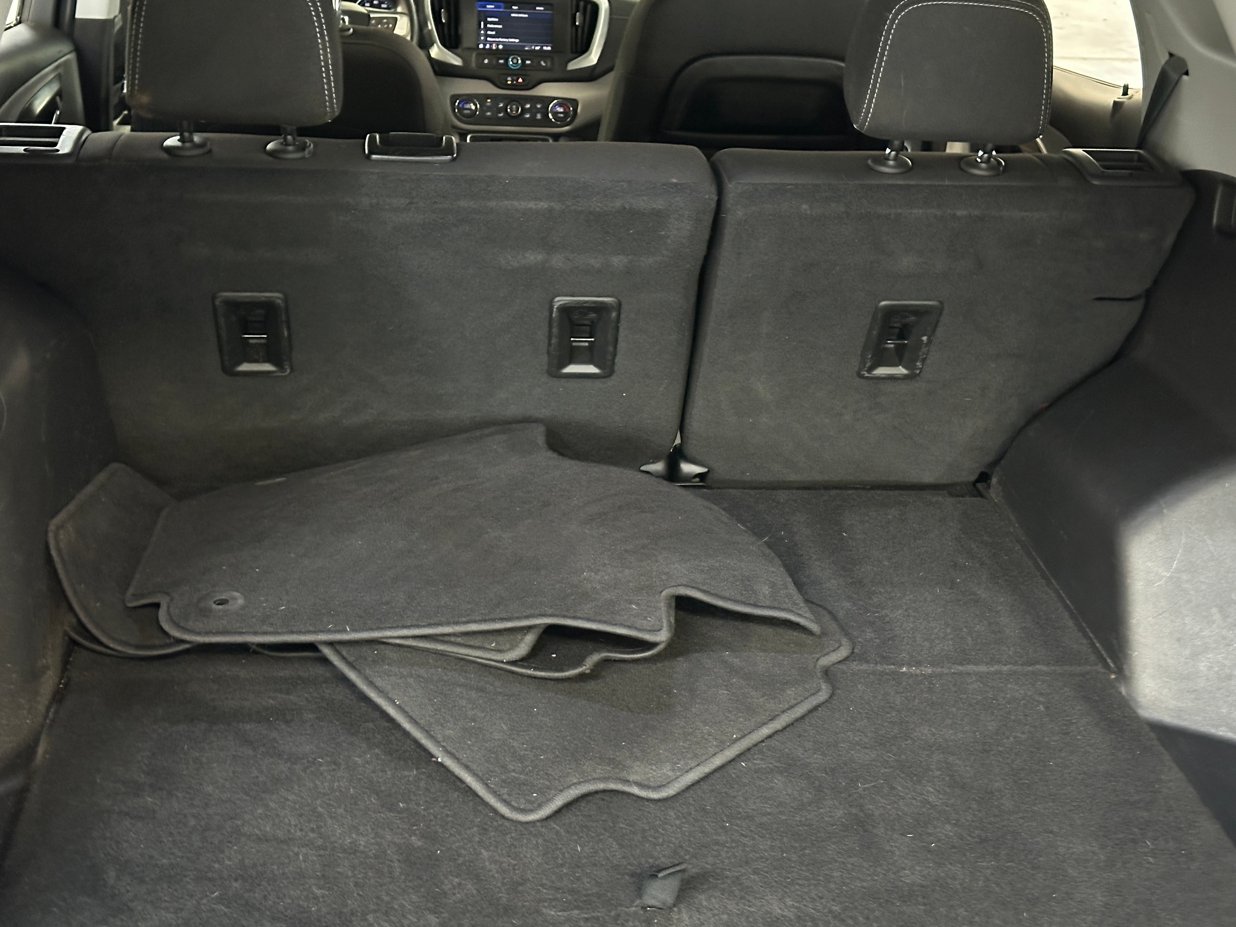 2023 GMC Terrain SLE 7