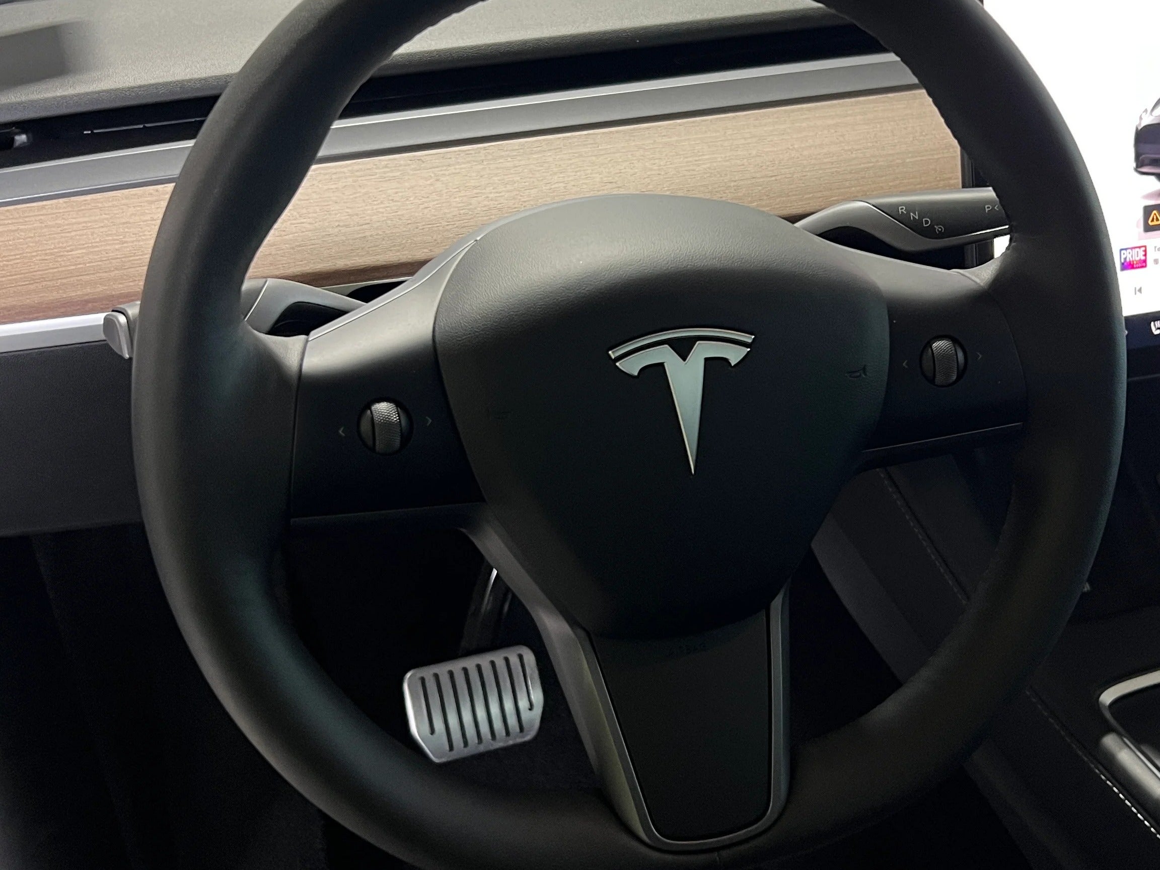 2022 Tesla Model Y Long Range 4