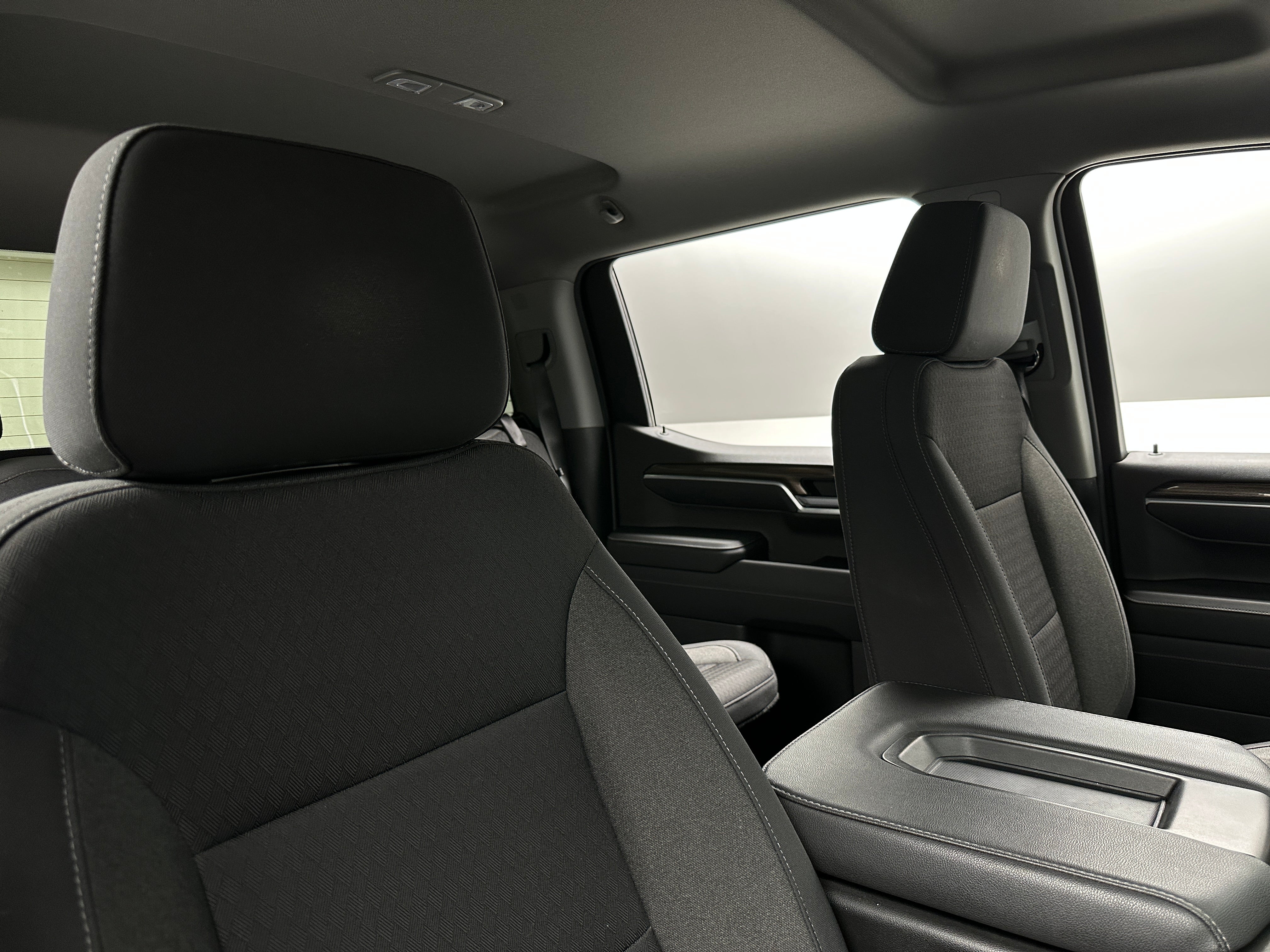 2022 Chevrolet Silverado 1500 LT 2