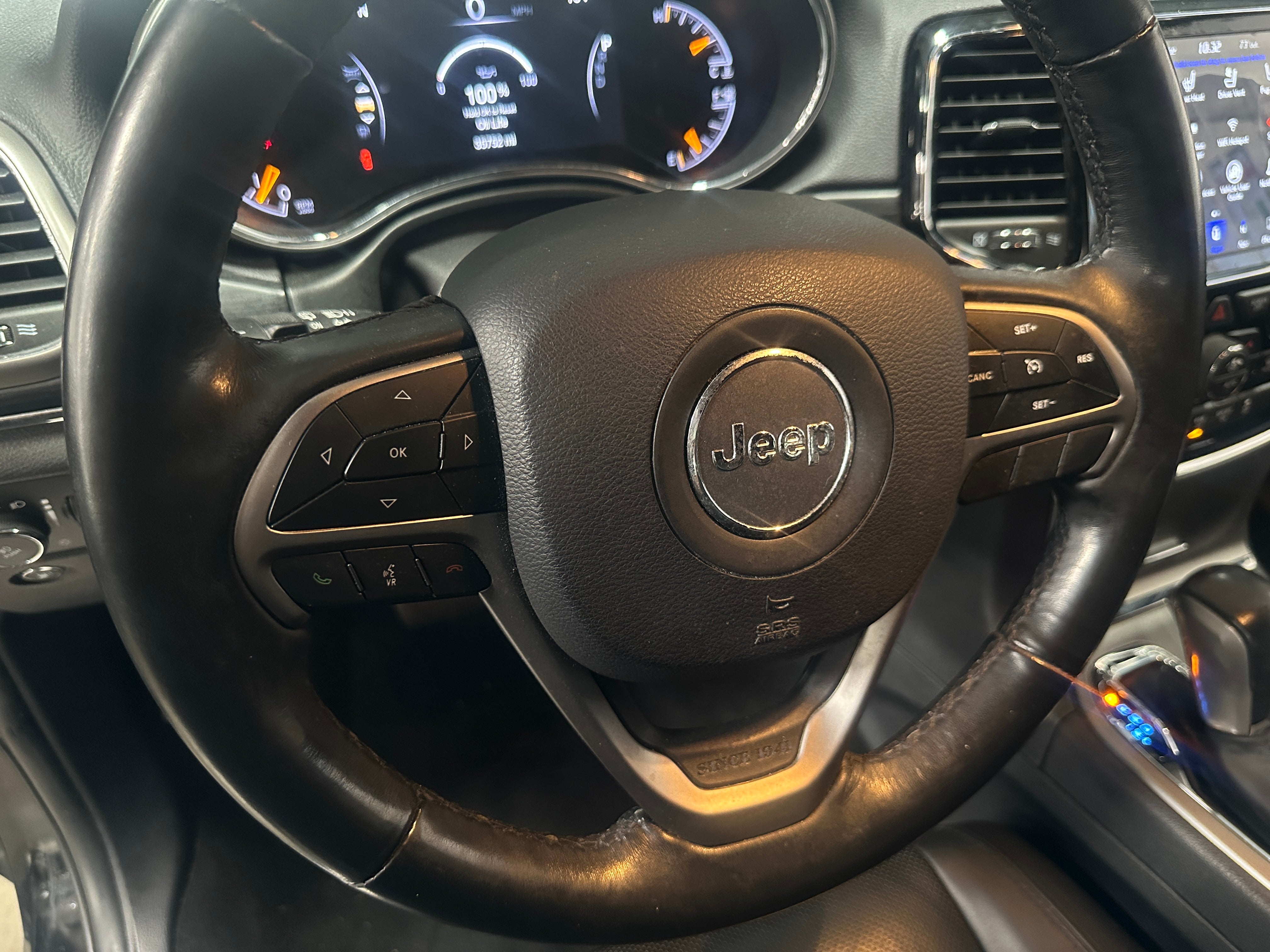 Thumbnail: 2020 Jeep Grand Cherokee - 4