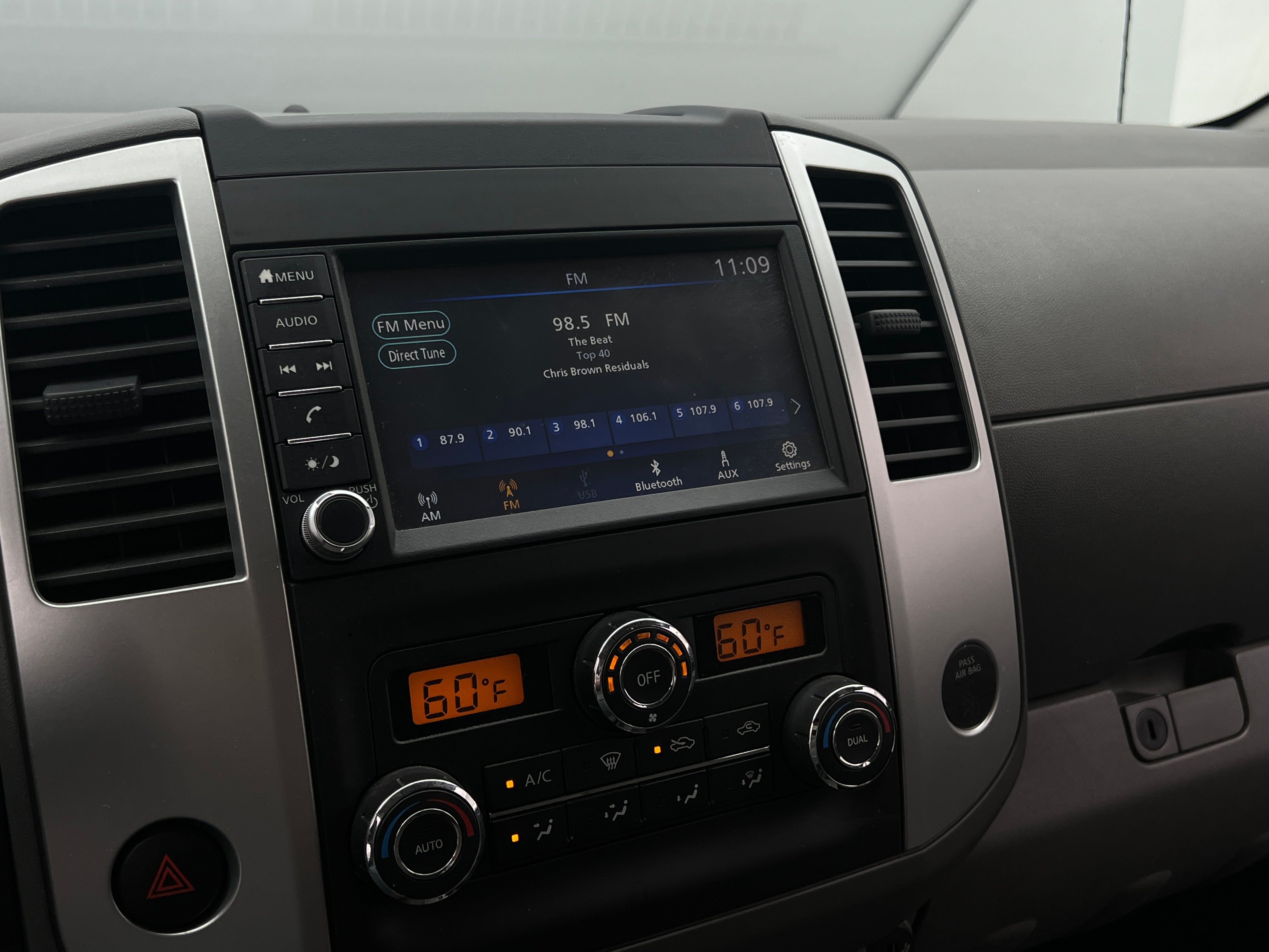 2021 Nissan Frontier SV 4