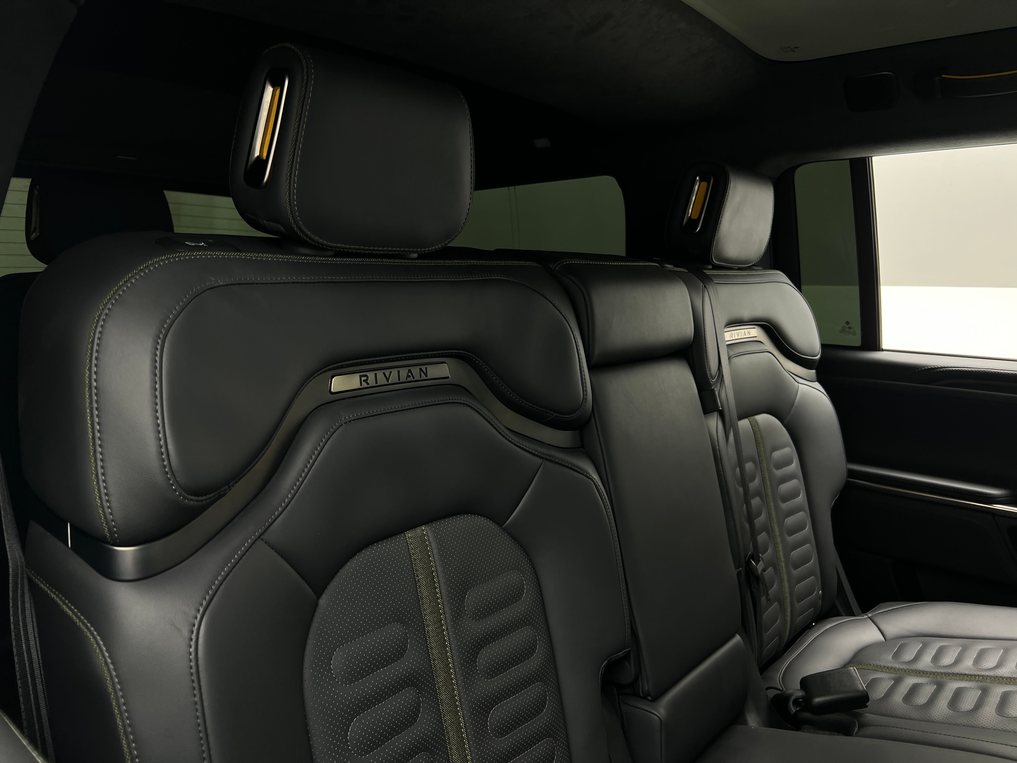 2023 Rivian R1S Adventure 5