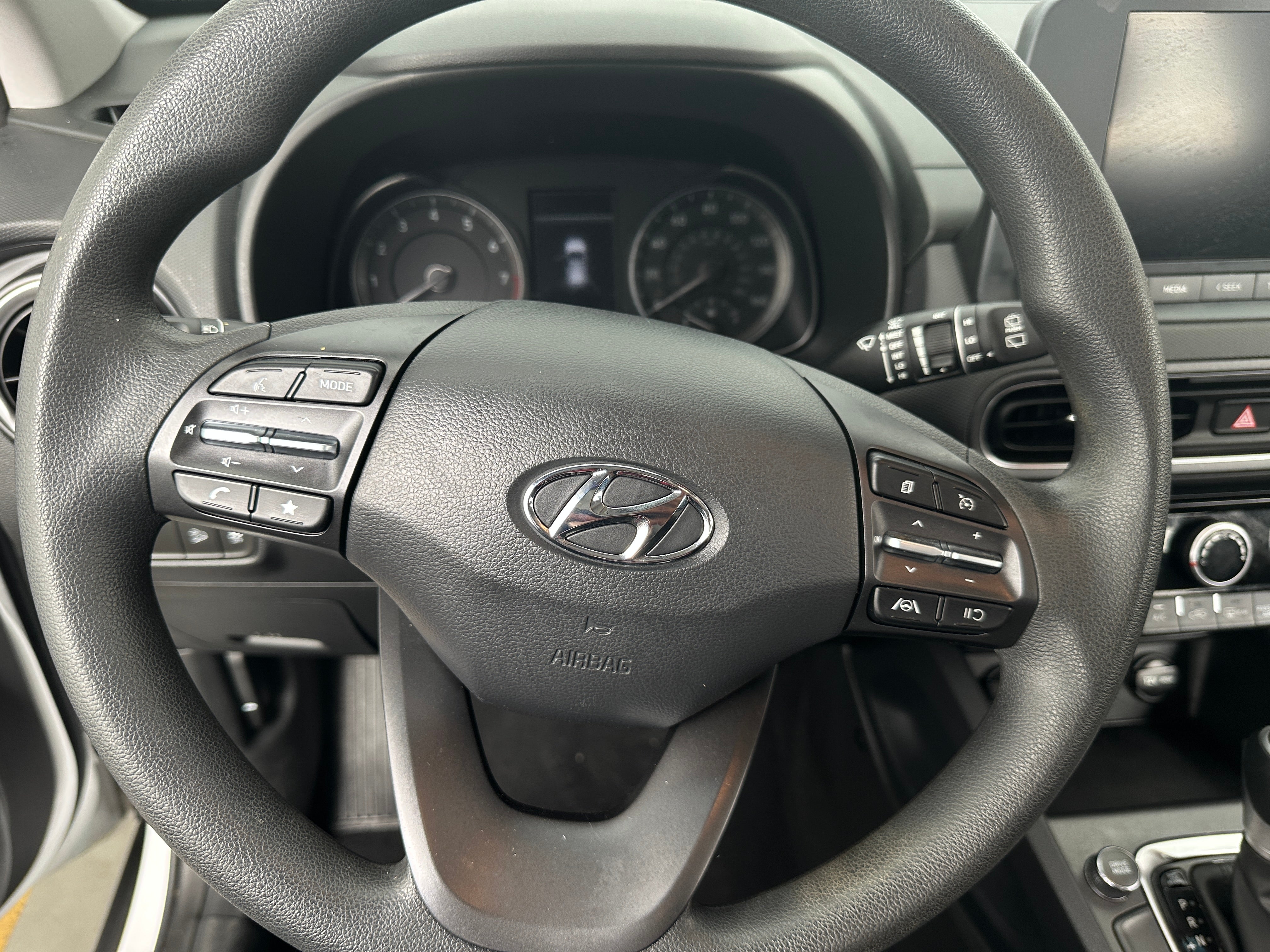 2023 Hyundai Kona SE 5