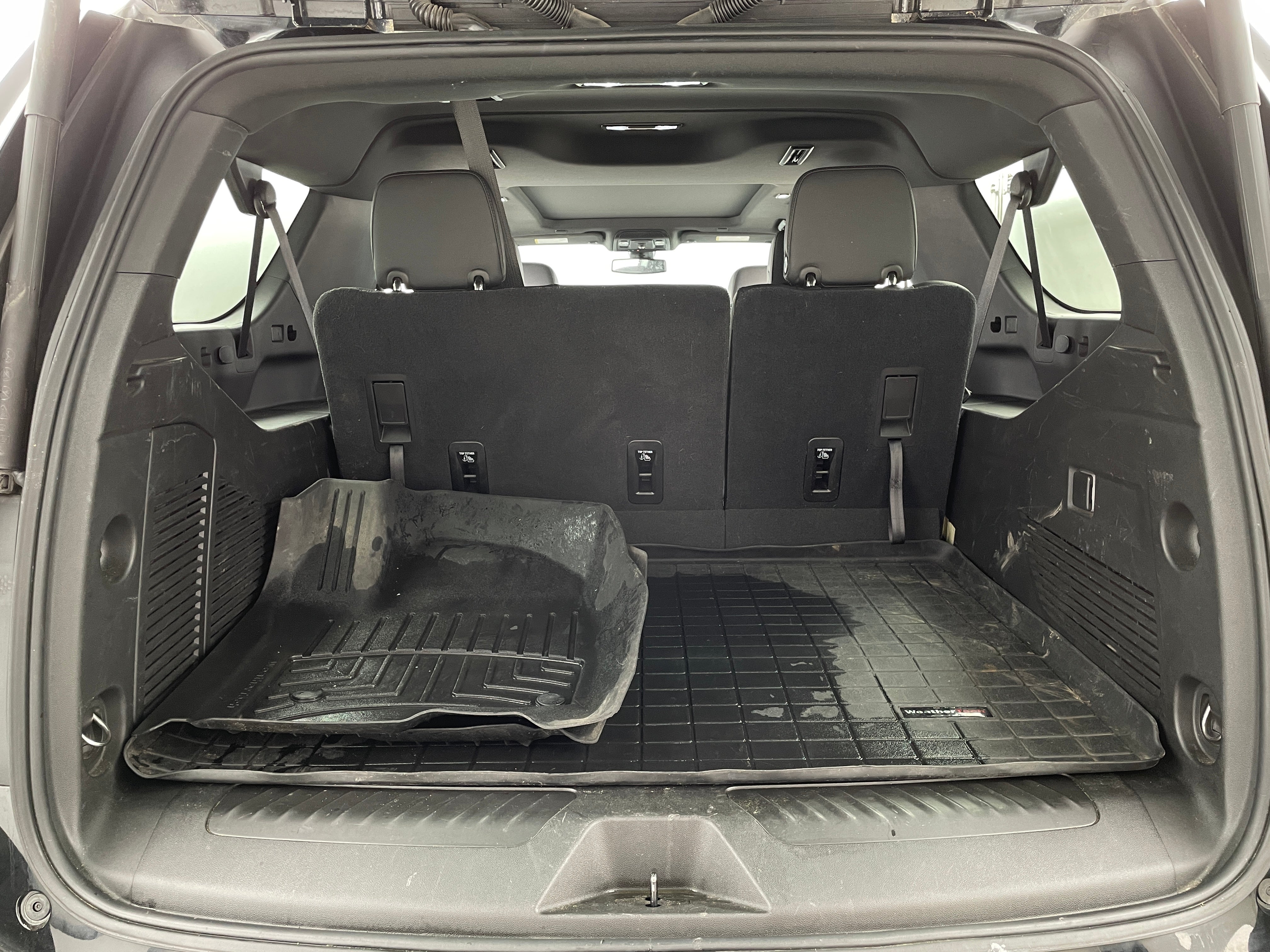 2021 Chevrolet Suburban LT 6