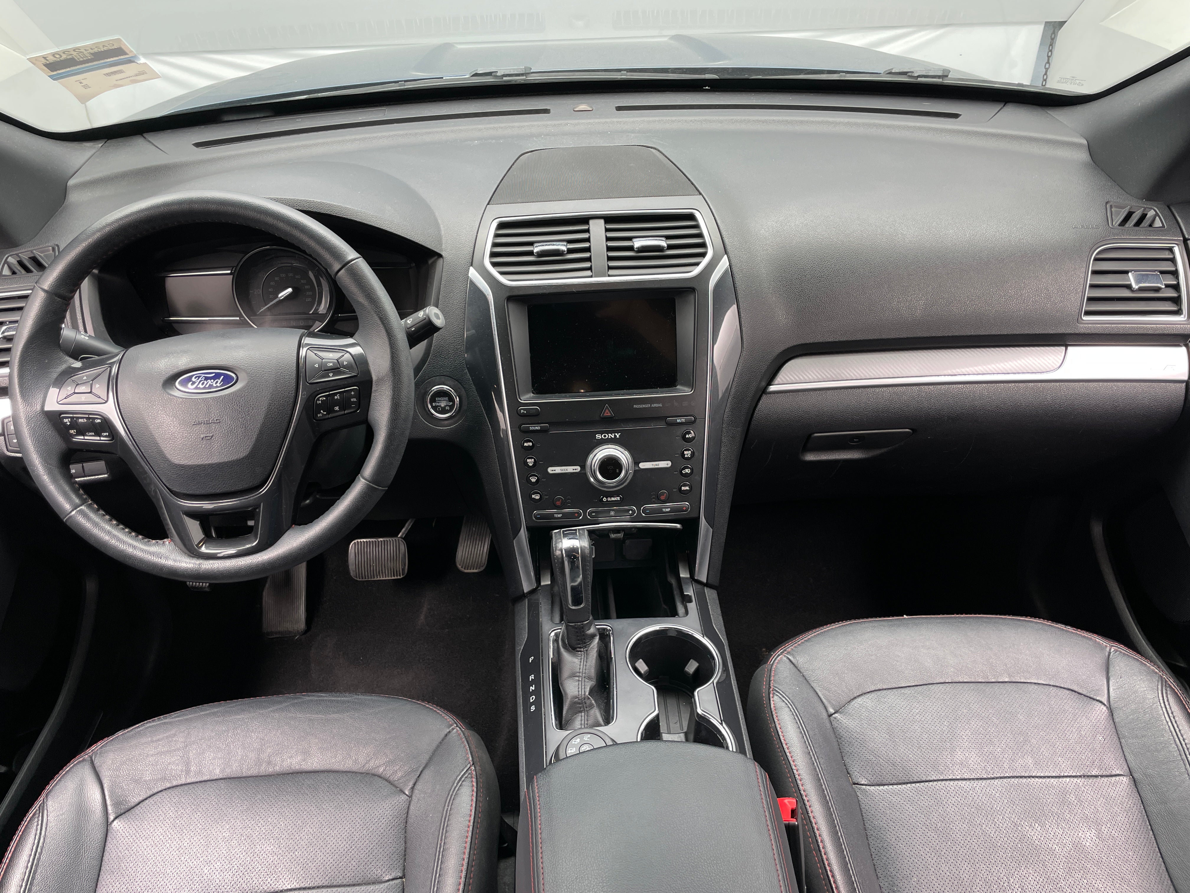 2019 Ford Explorer Sport 2