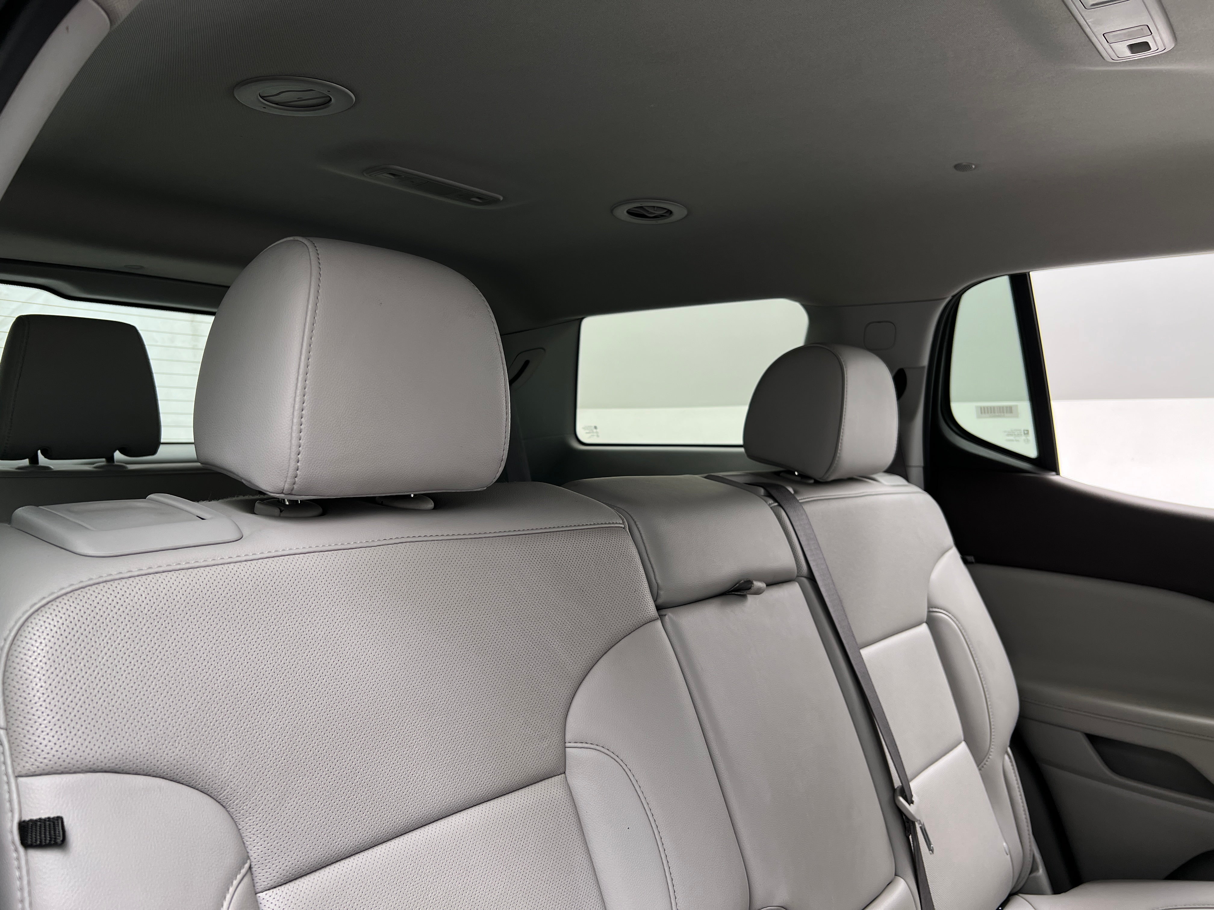 2023 GMC Acadia SLT 5