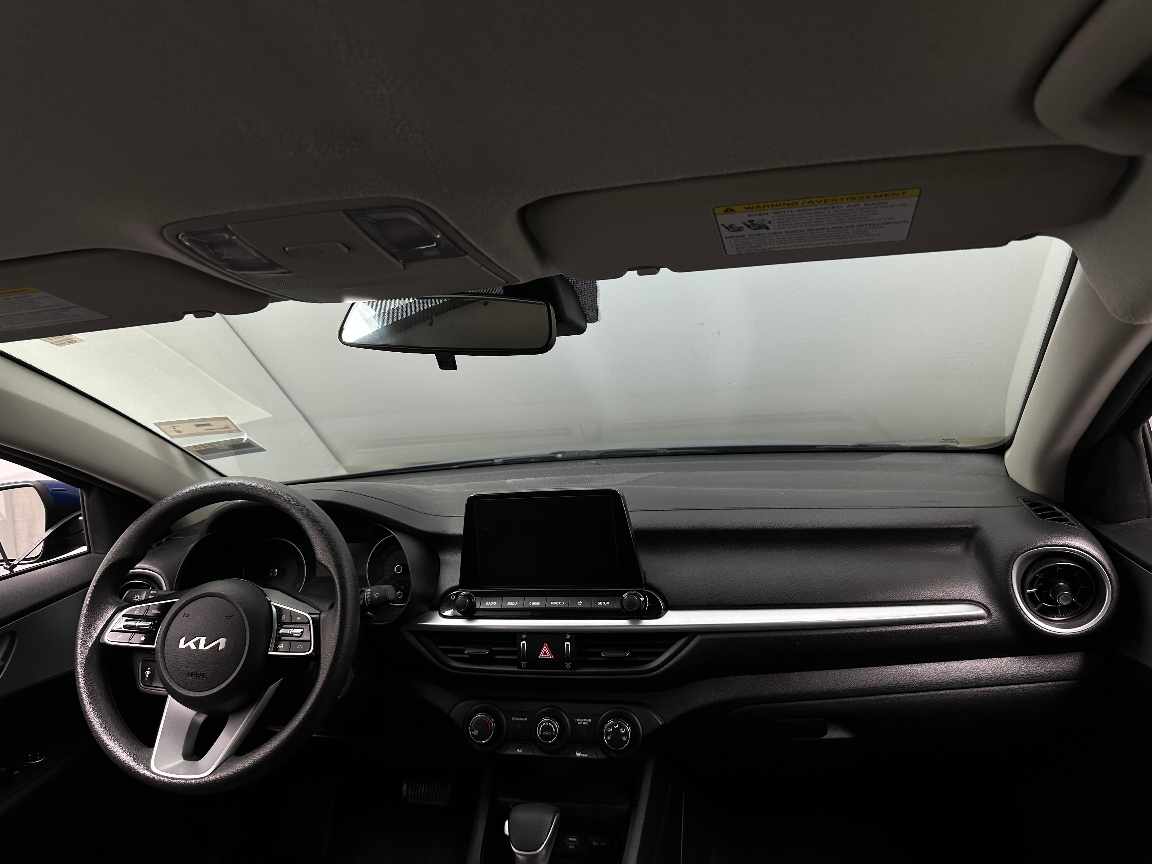 2023 Kia Forte LXS 3