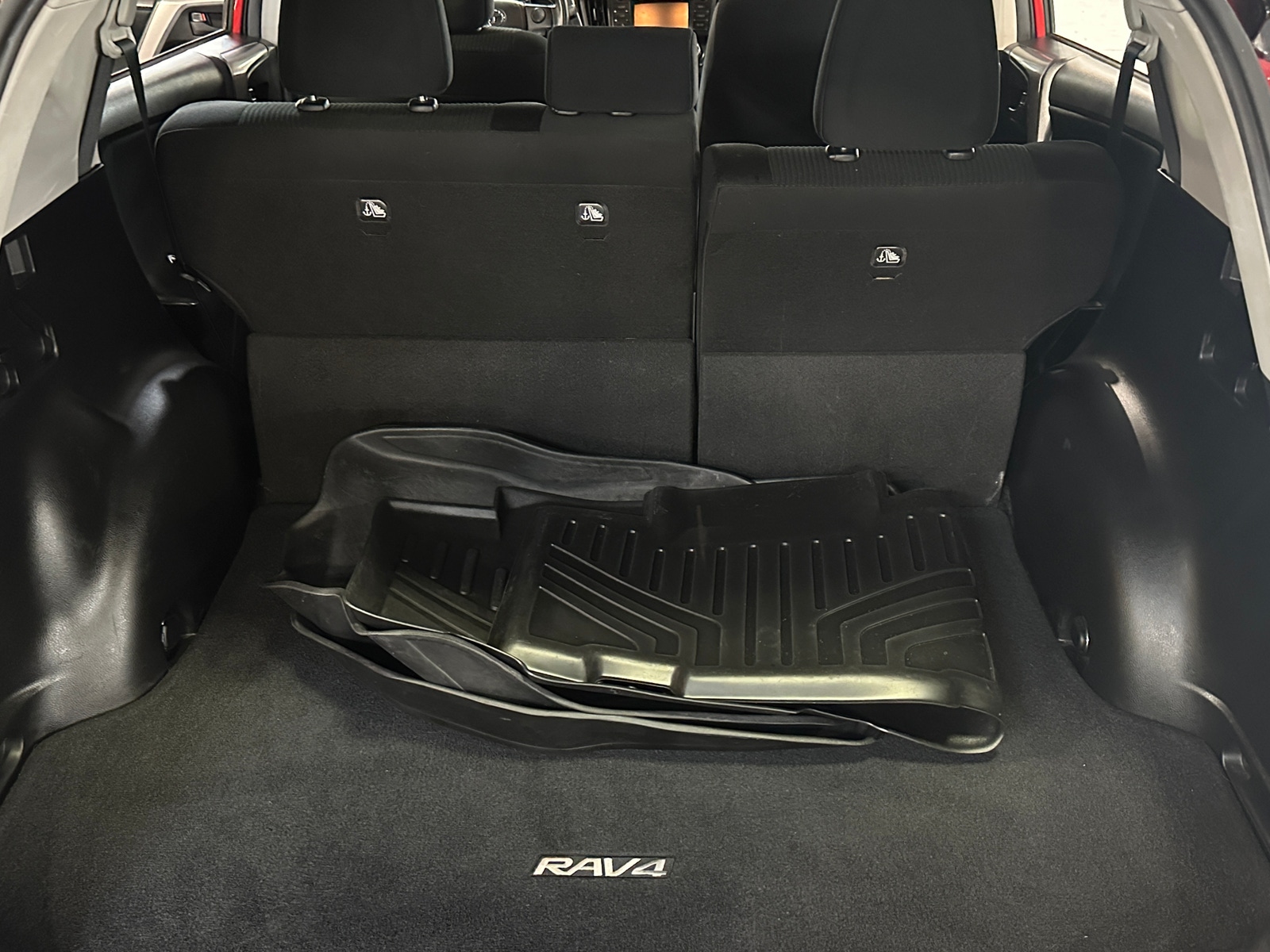 Thumbnail: 2016 Toyota RAV4 - 7