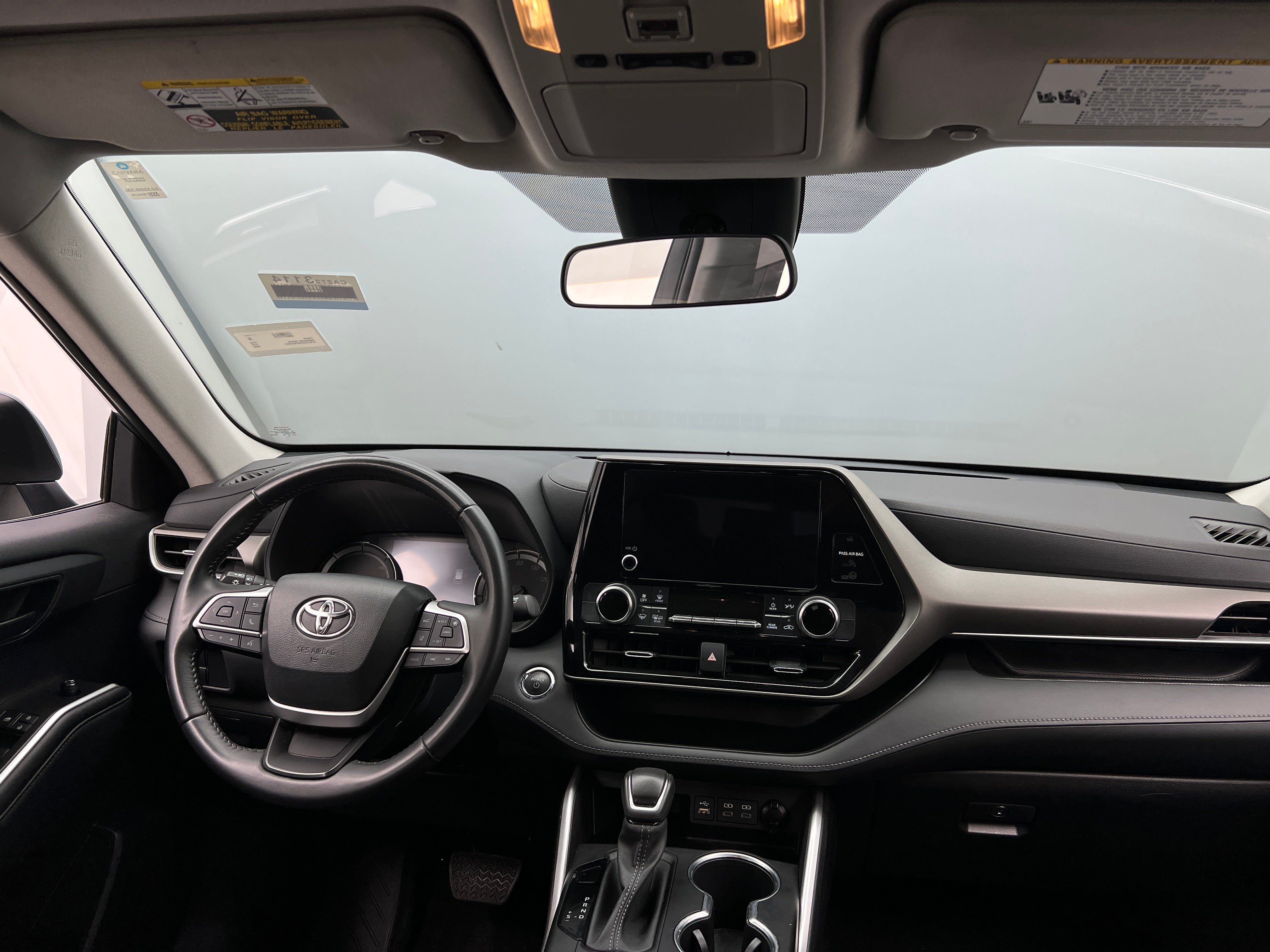 2023 Toyota Highlander LE 3