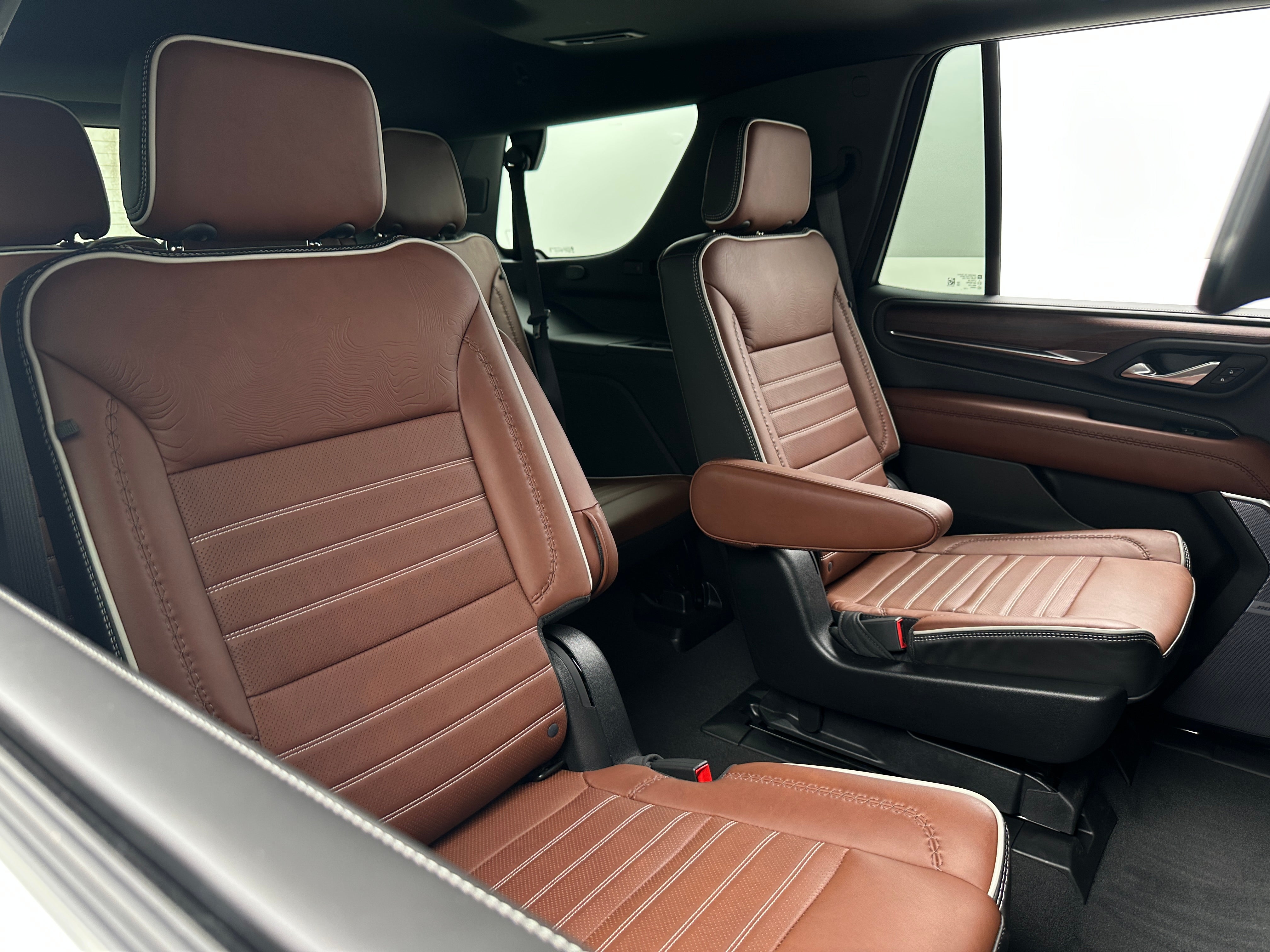 2023 GMC Yukon Denali Ultimate 5