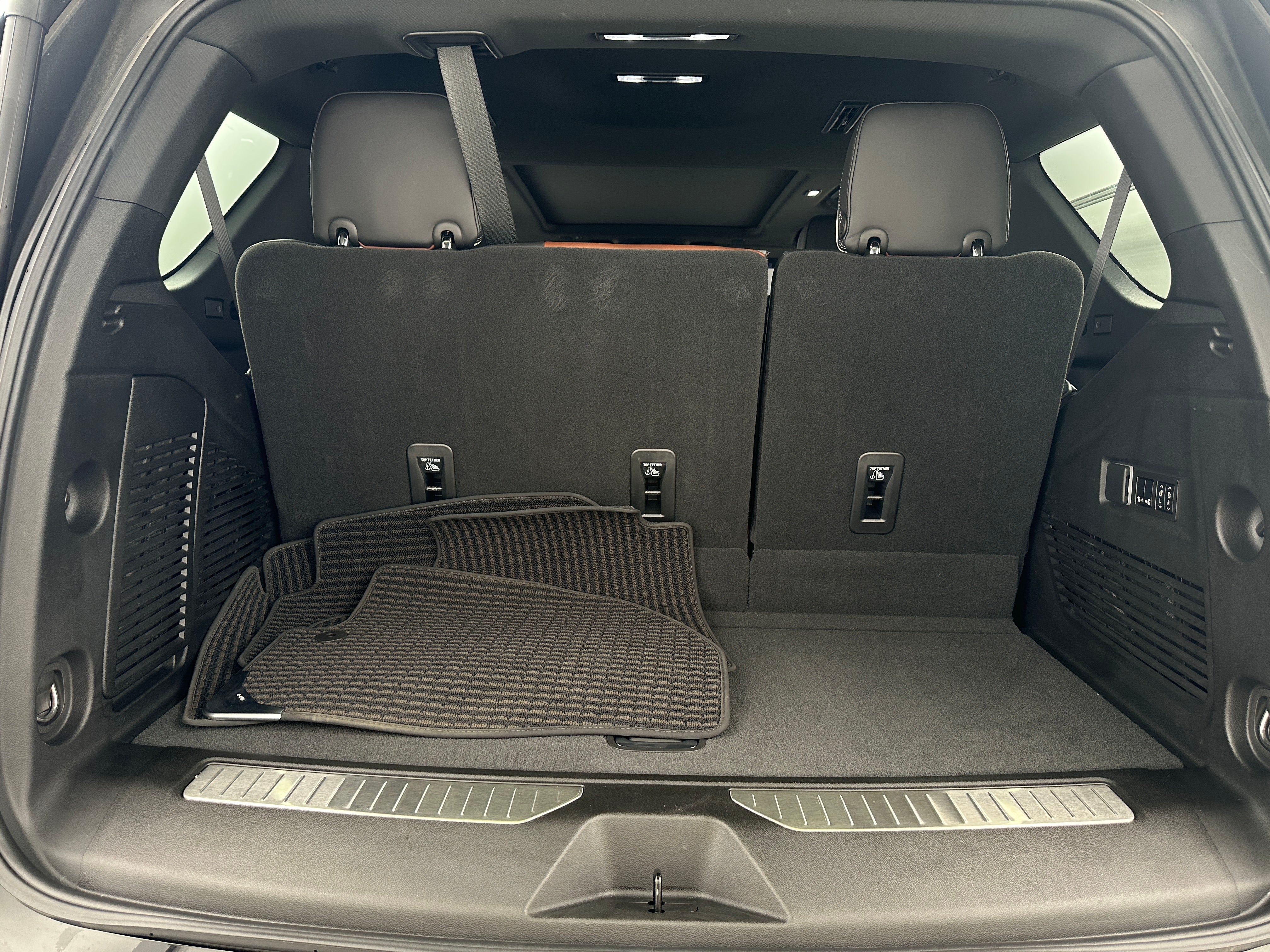 2023 GMC Yukon Denali Ultimate 6