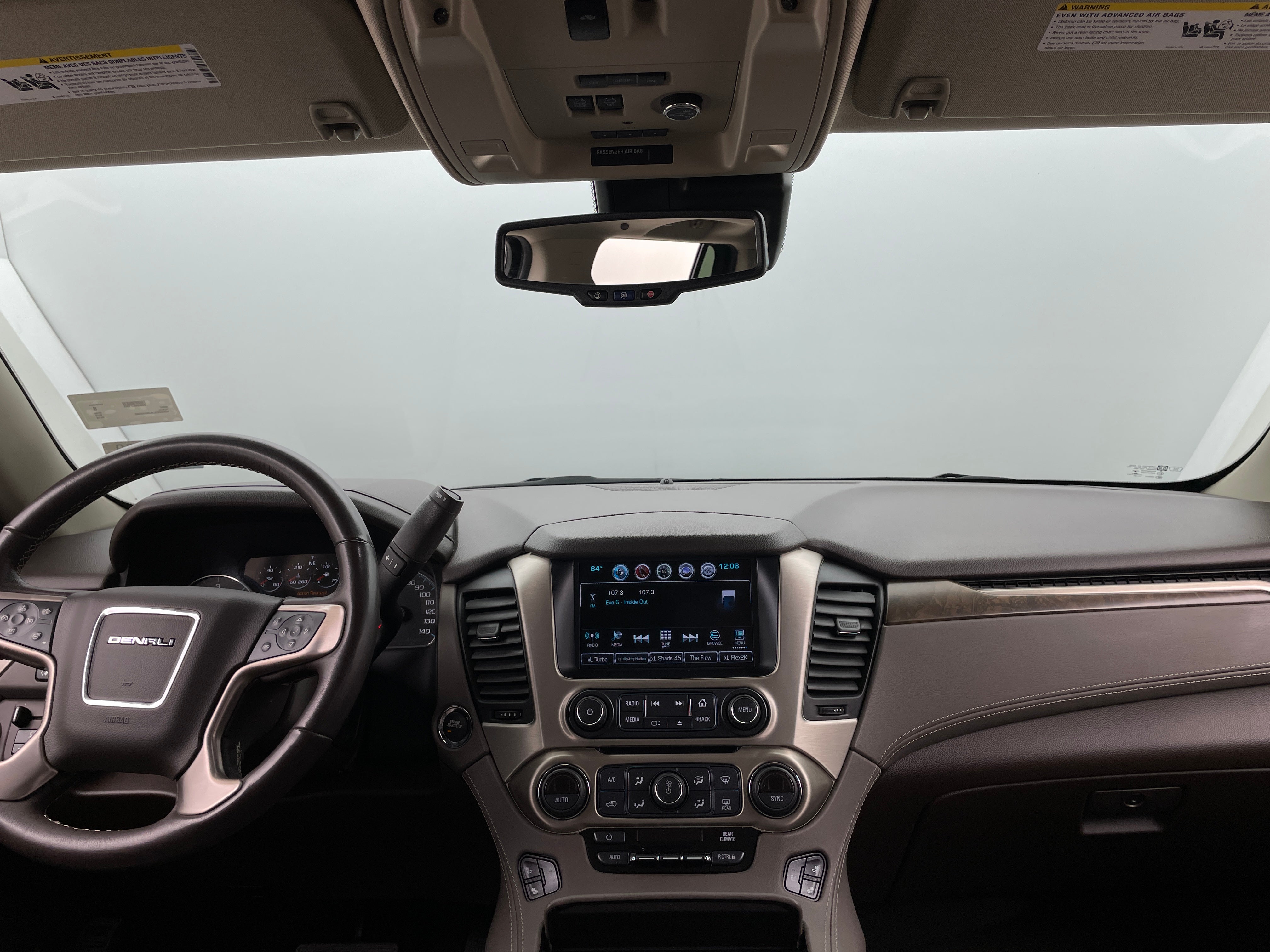 2018 GMC Yukon Denali 2
