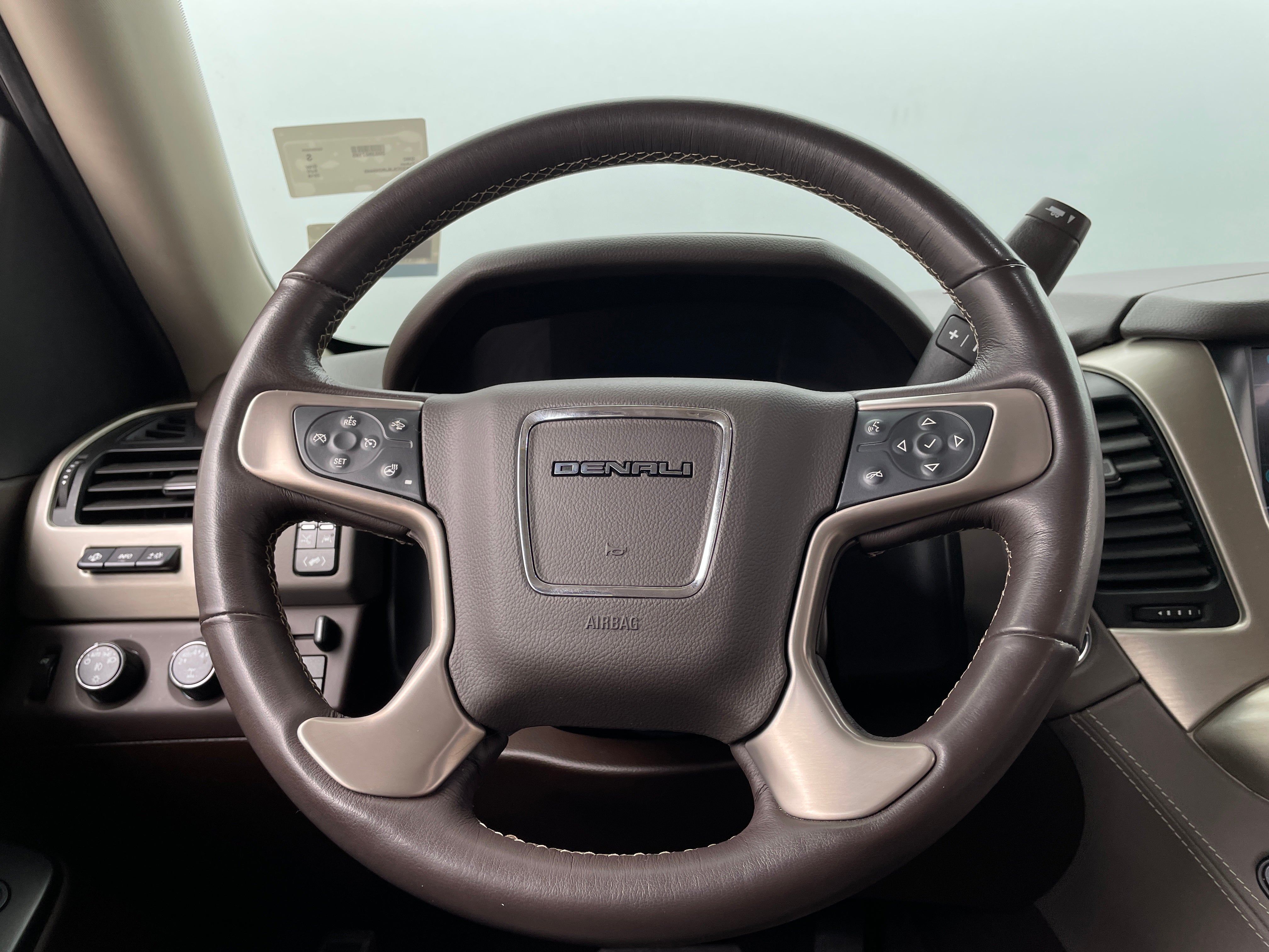 2018 GMC Yukon Denali 4