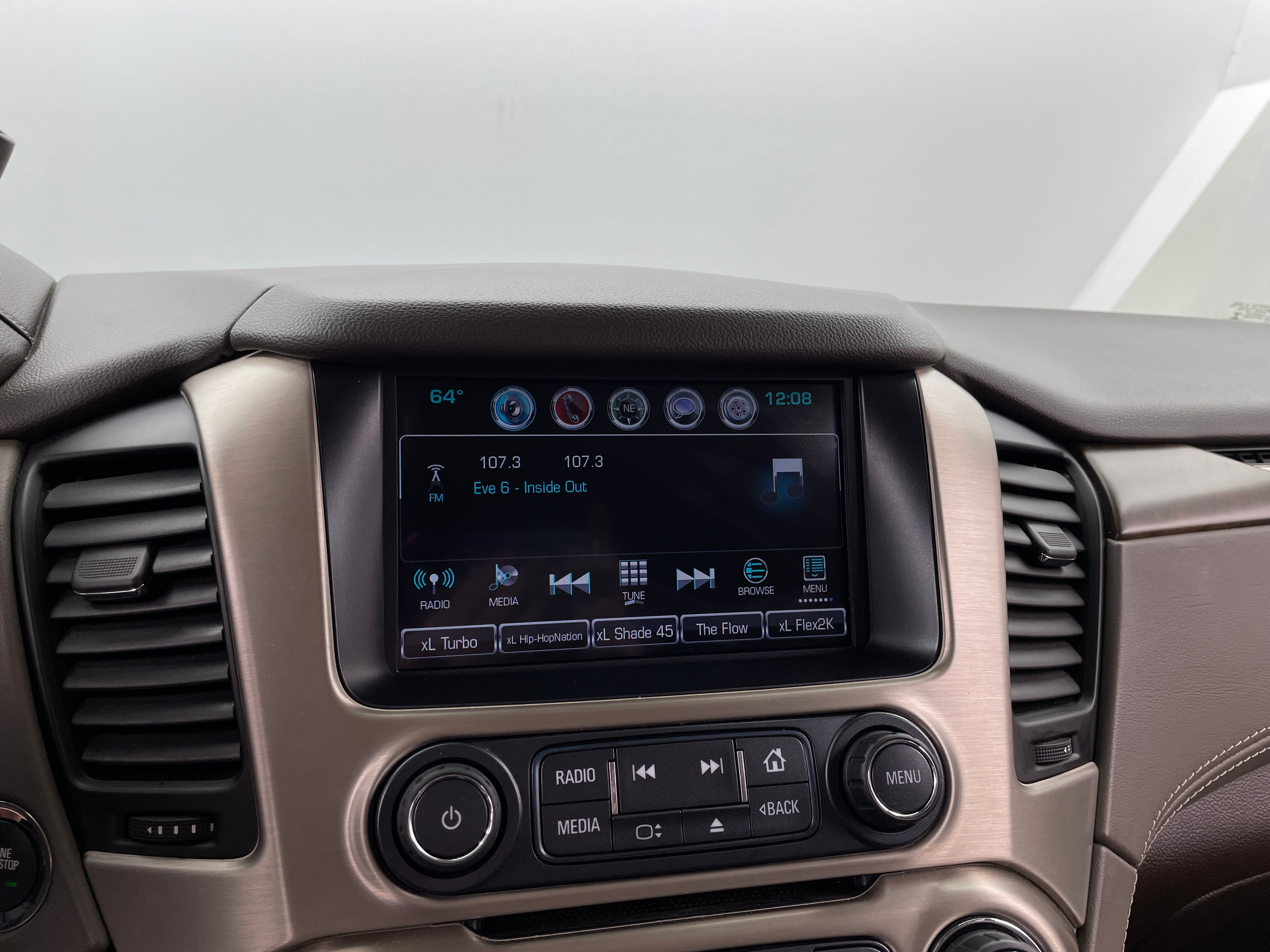 2018 GMC Yukon Denali 3