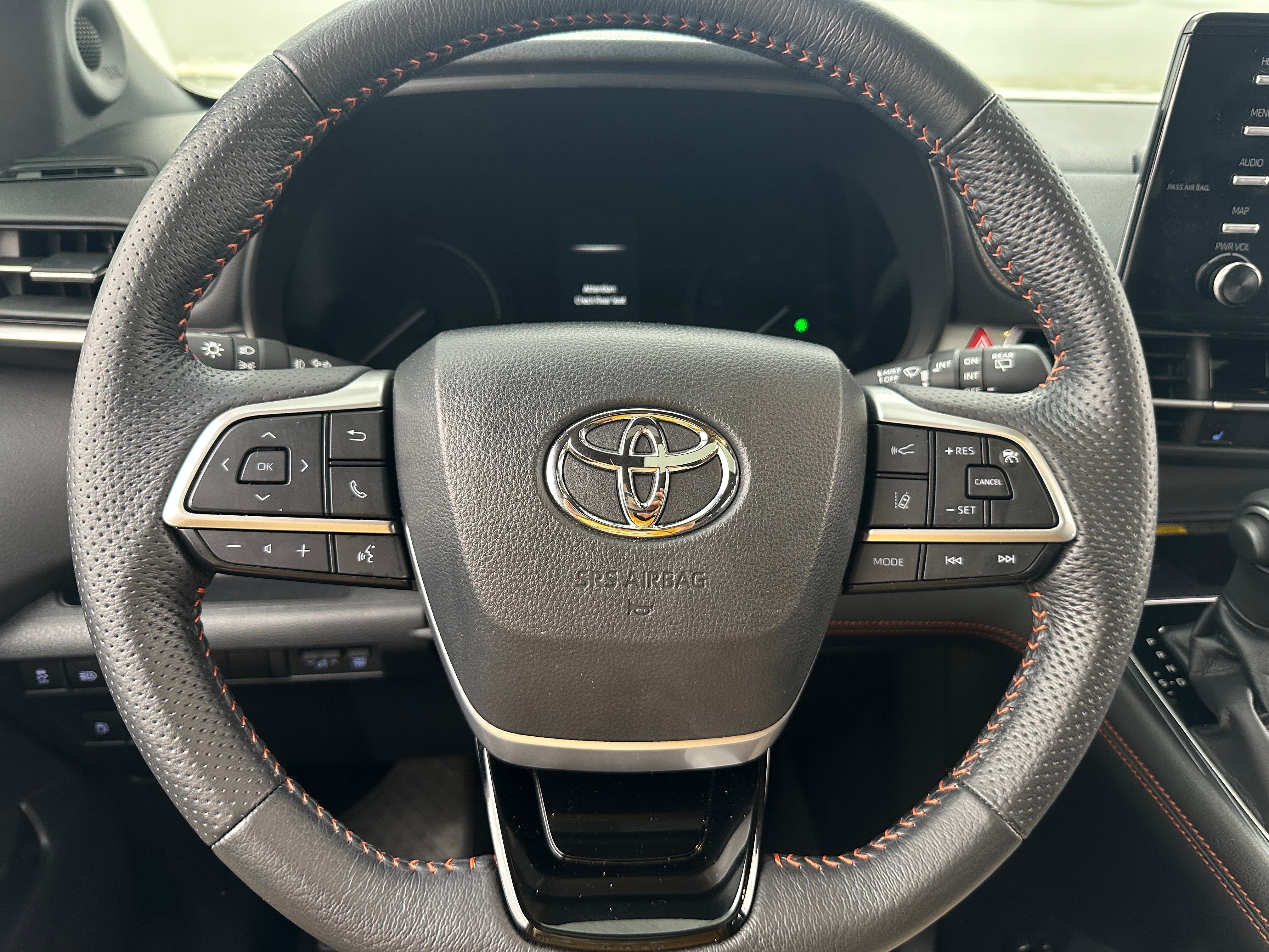 2021 Toyota Sienna XSE 4