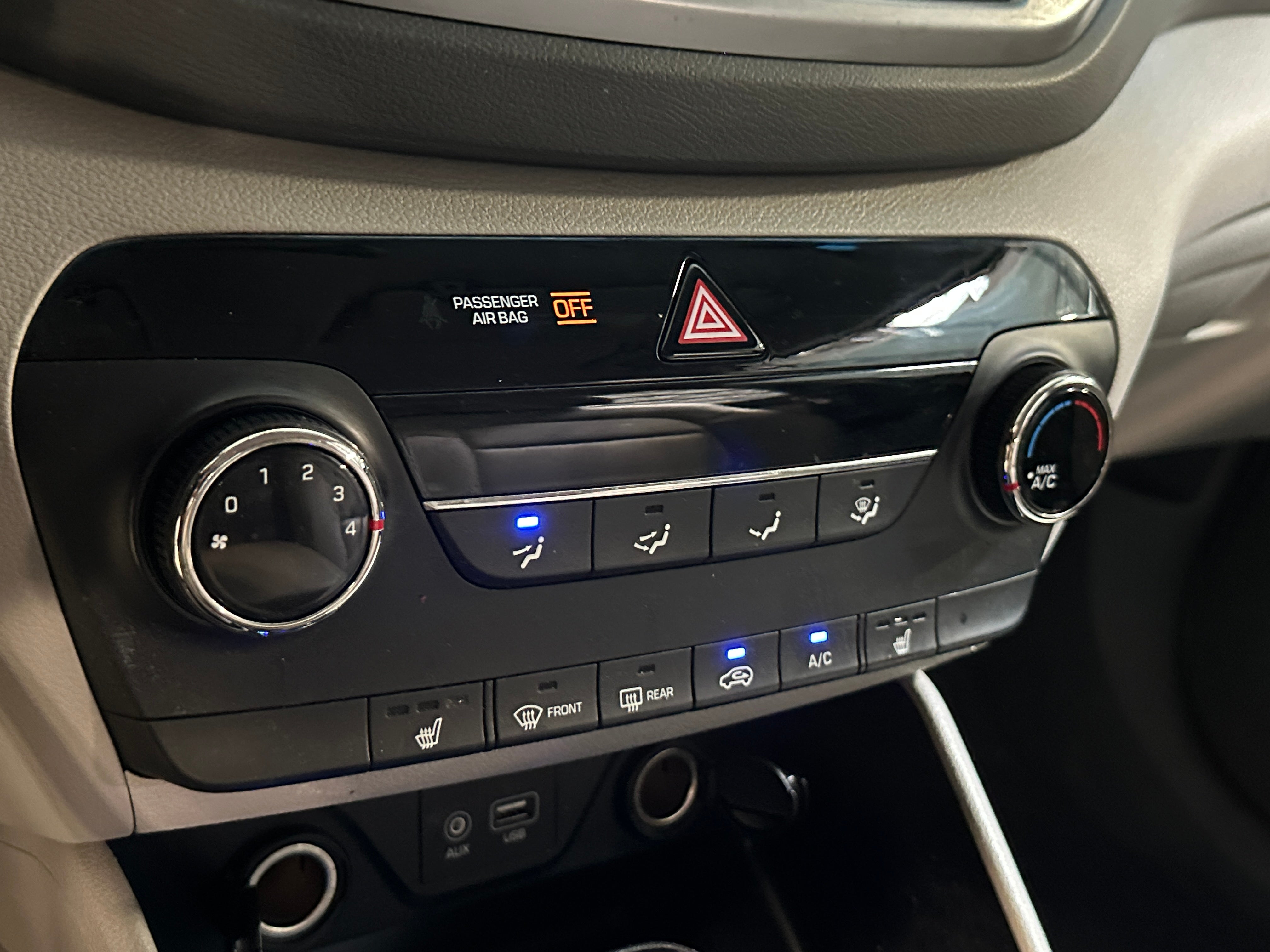 Thumbnail: 2018 Hyundai Tucson - 4