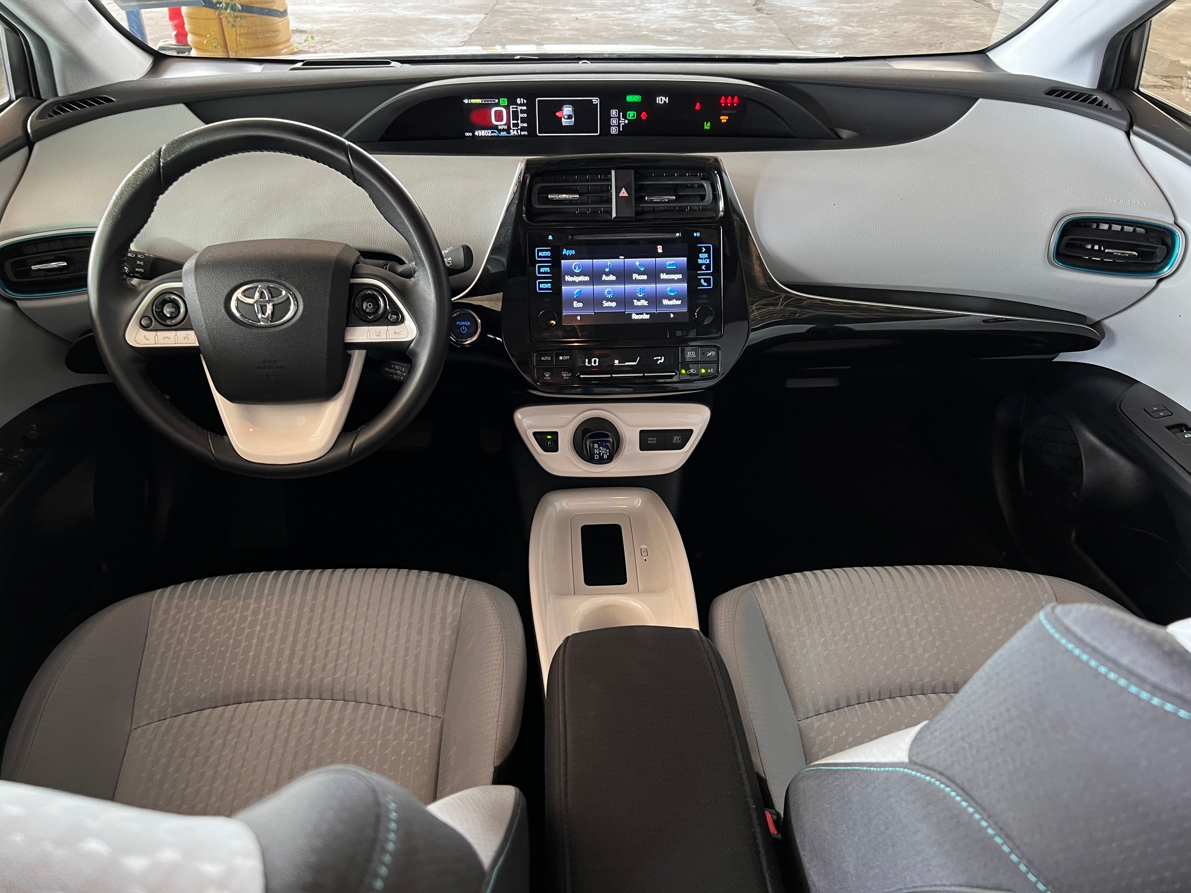 2017 Toyota Prius Three Touring 3