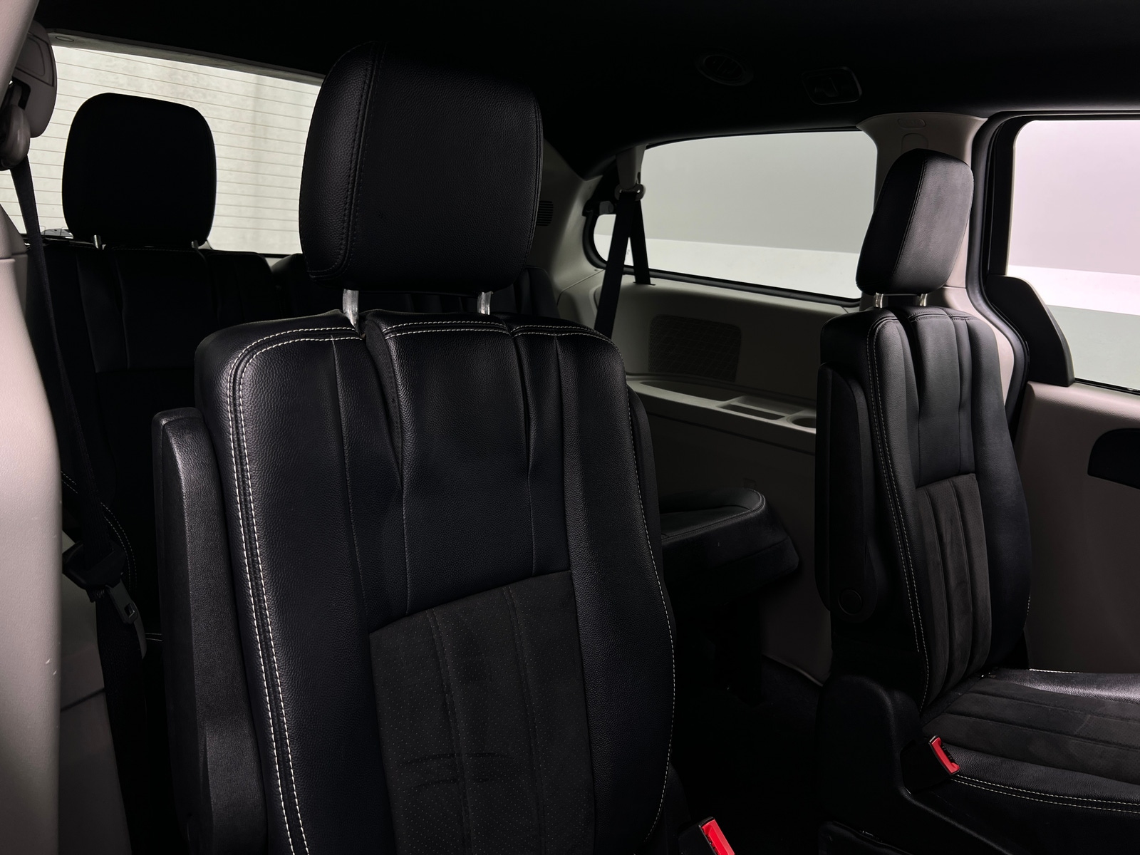 Thumbnail: 2019 Dodge Grand Caravan - 5