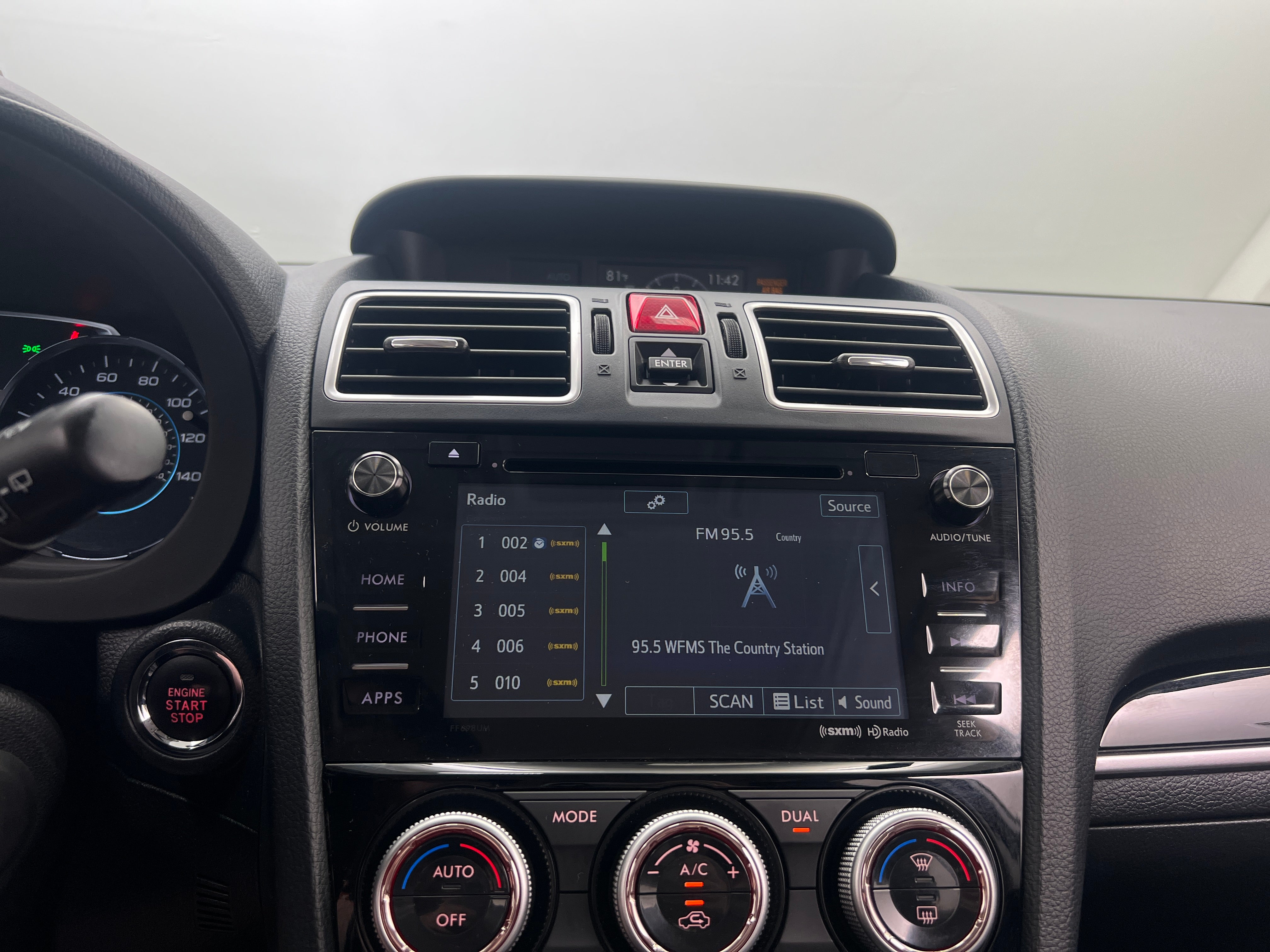 2017 Subaru Forester Touring 3