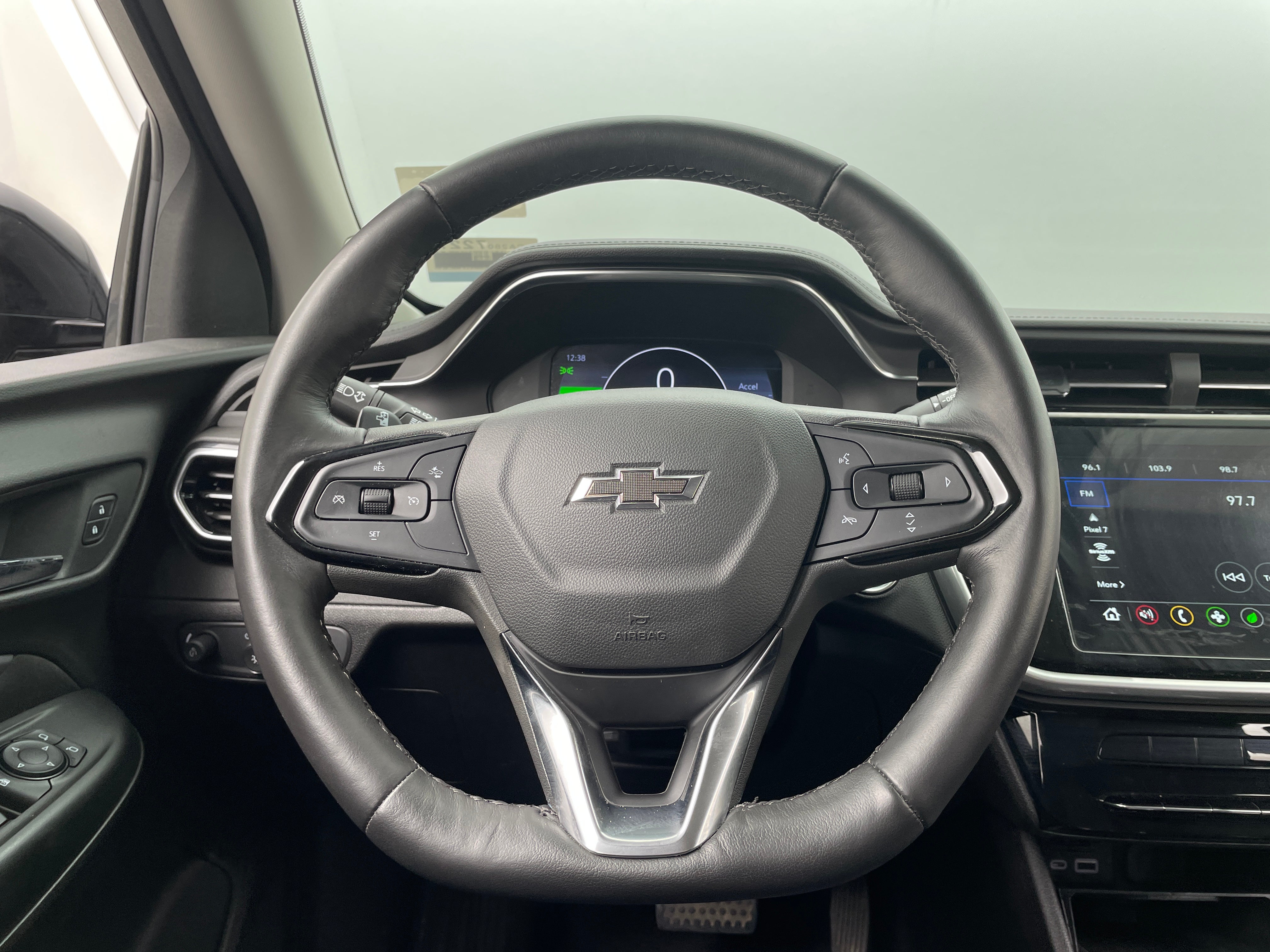 2023 Chevrolet Bolt EUV LT 5