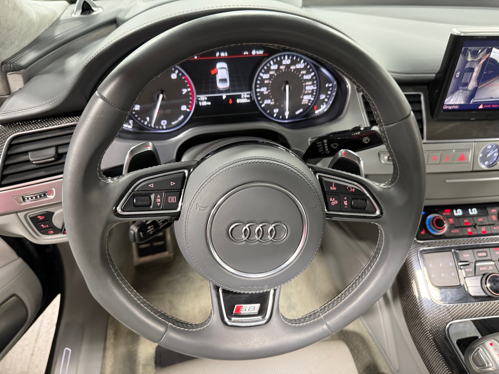 Thumbnail: 2015 Audi S8 - 4