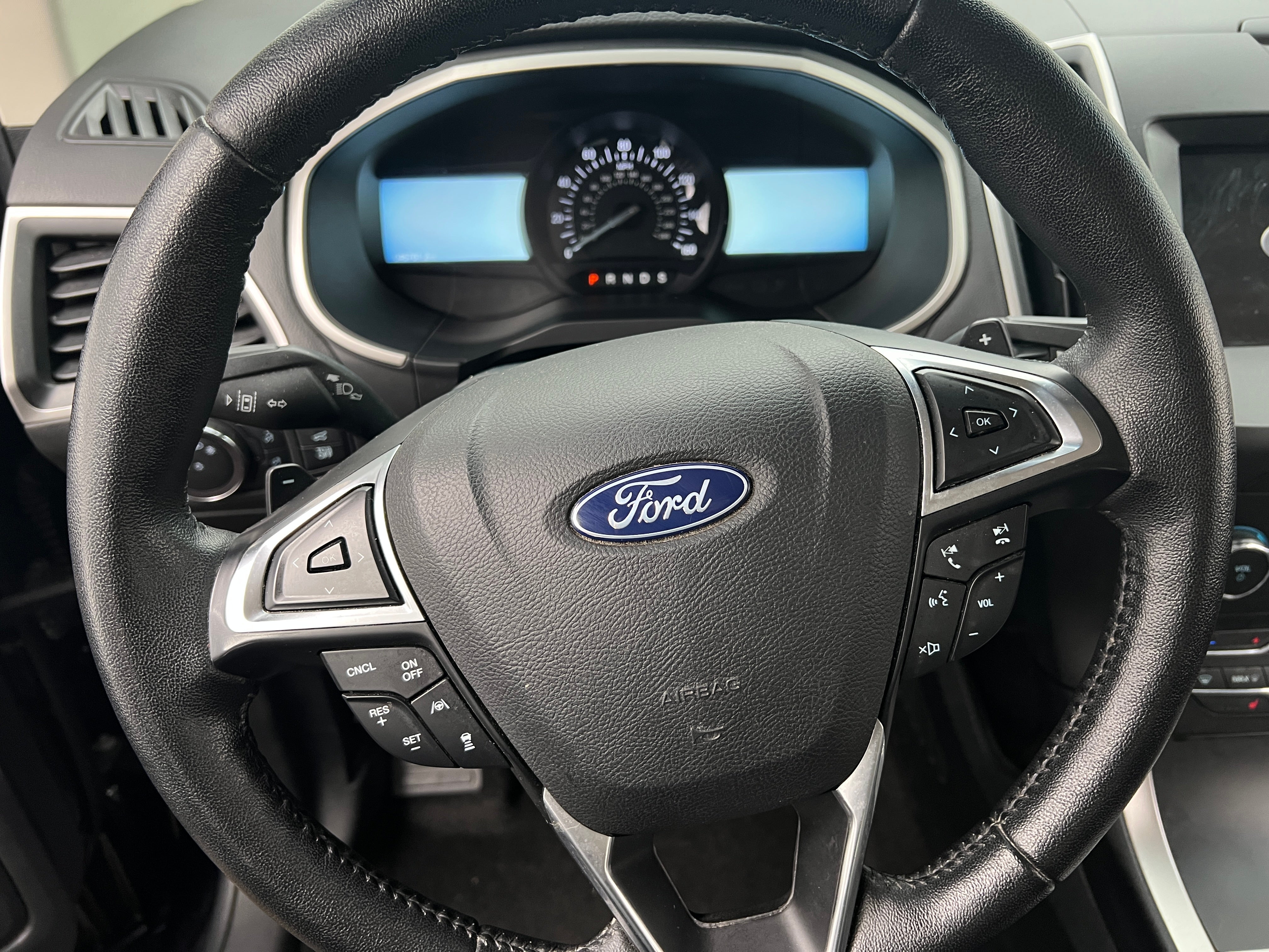 2019 Ford Edge SEL 5