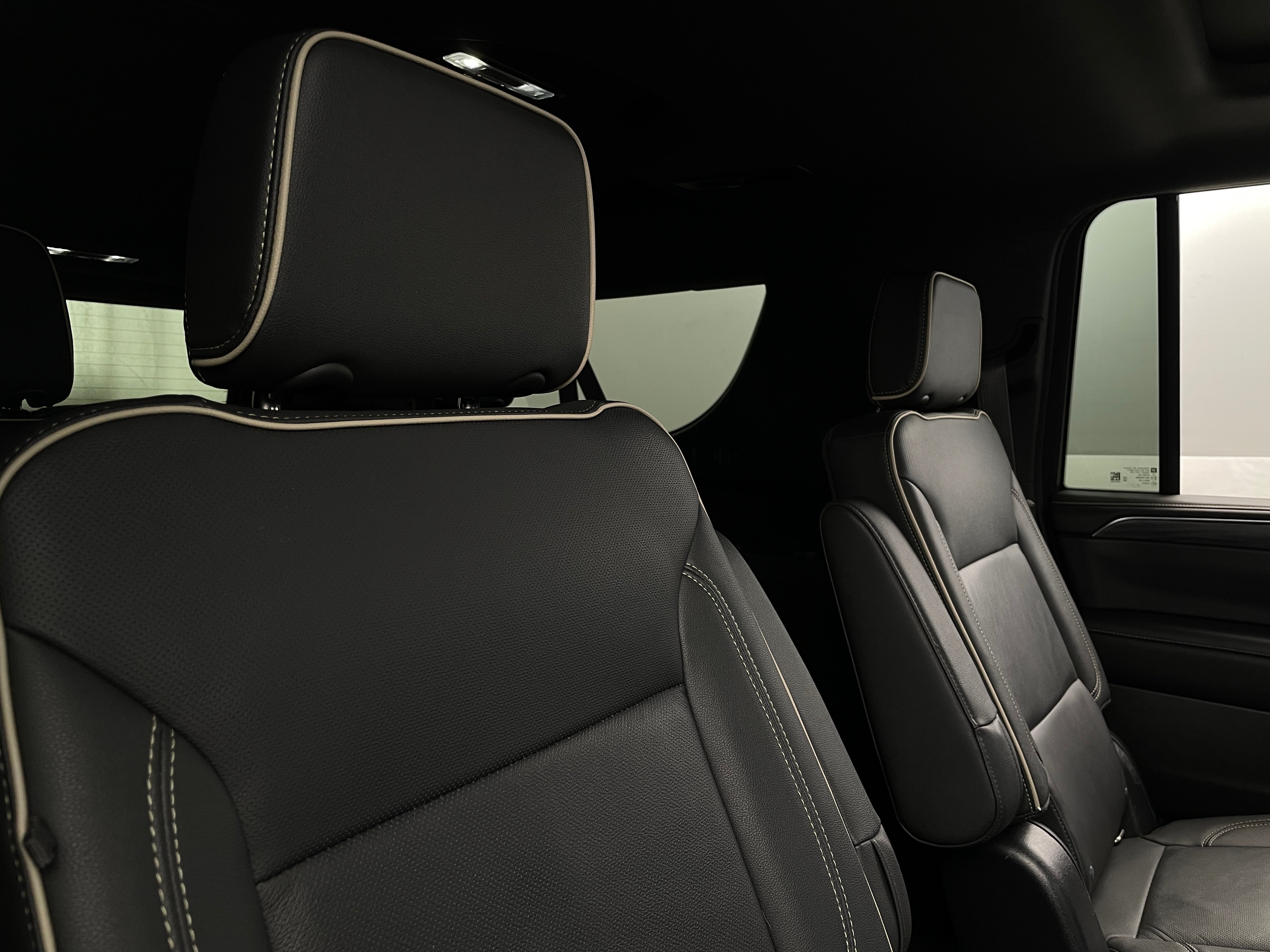 2022 GMC Yukon XL SLT 5