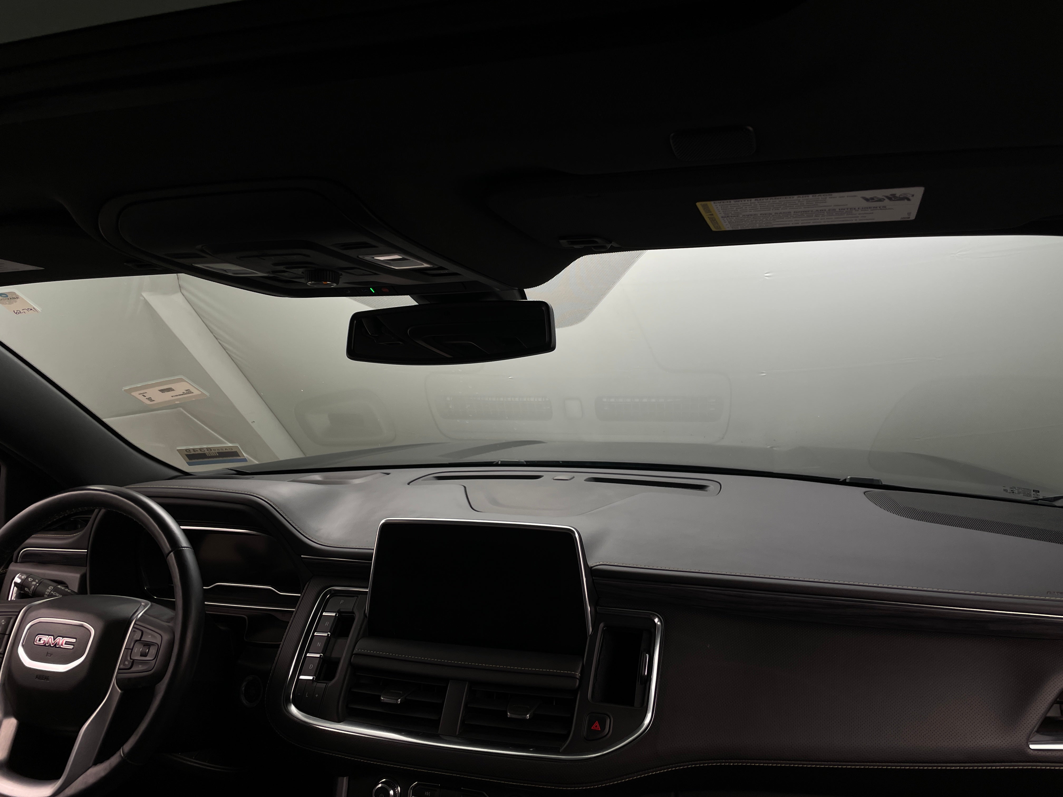 2022 GMC Yukon XL SLT 2