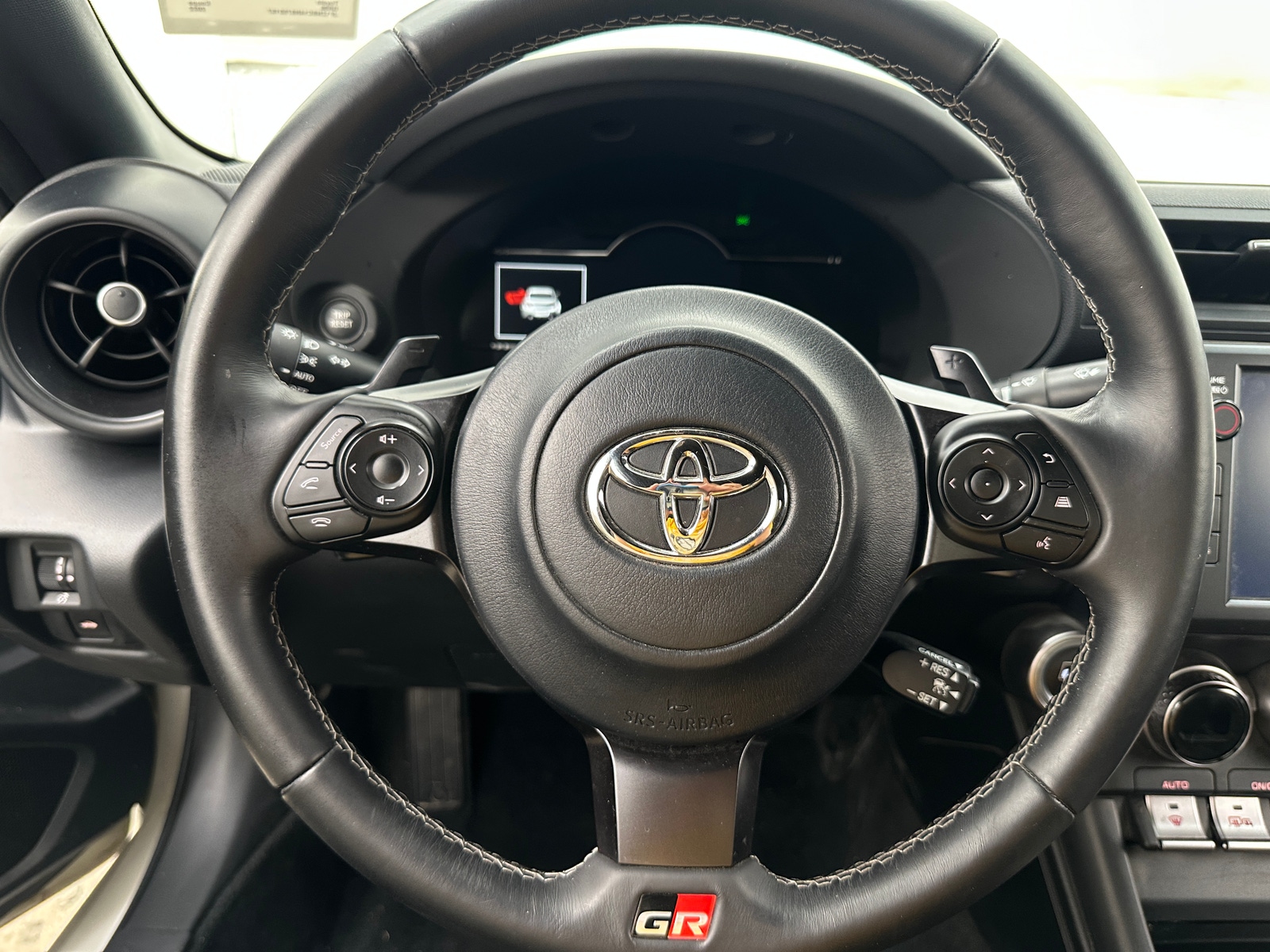 Thumbnail: 2022 Toyota GR86 - 4