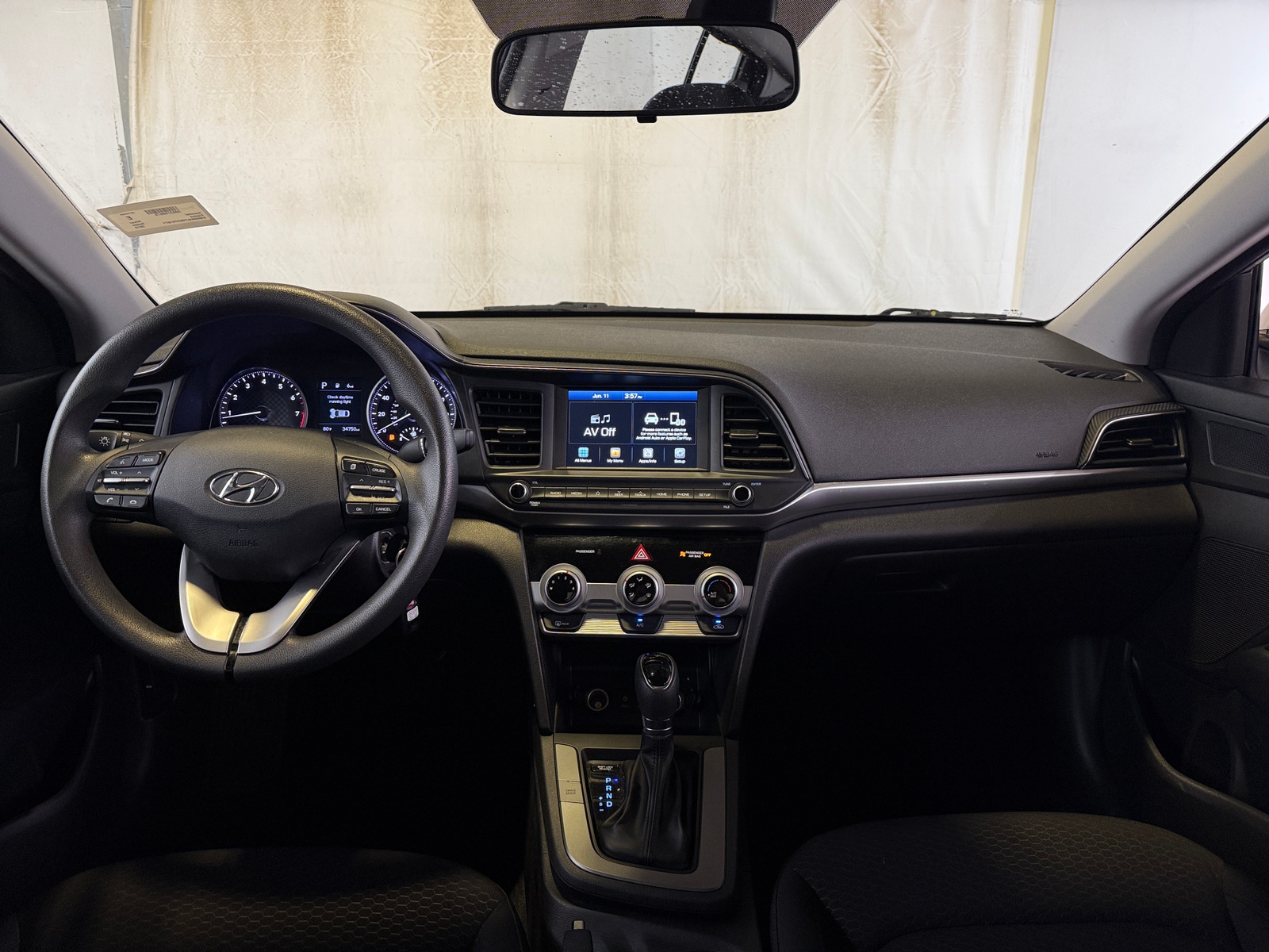 Thumbnail: 2019 Hyundai Elantra - 3