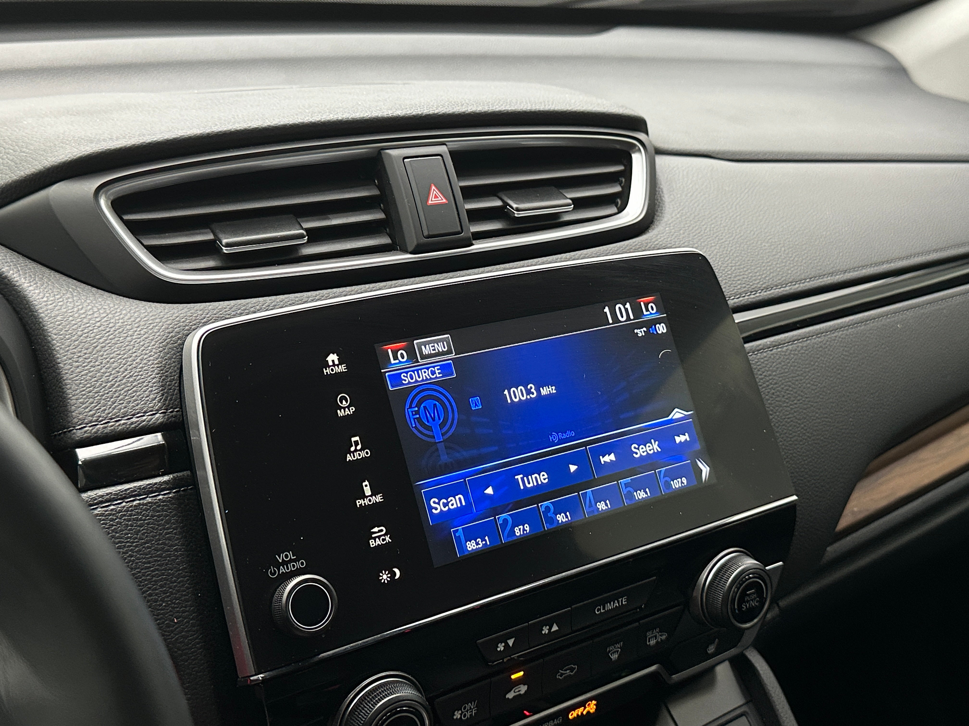 2021 Honda CR-V Touring 3