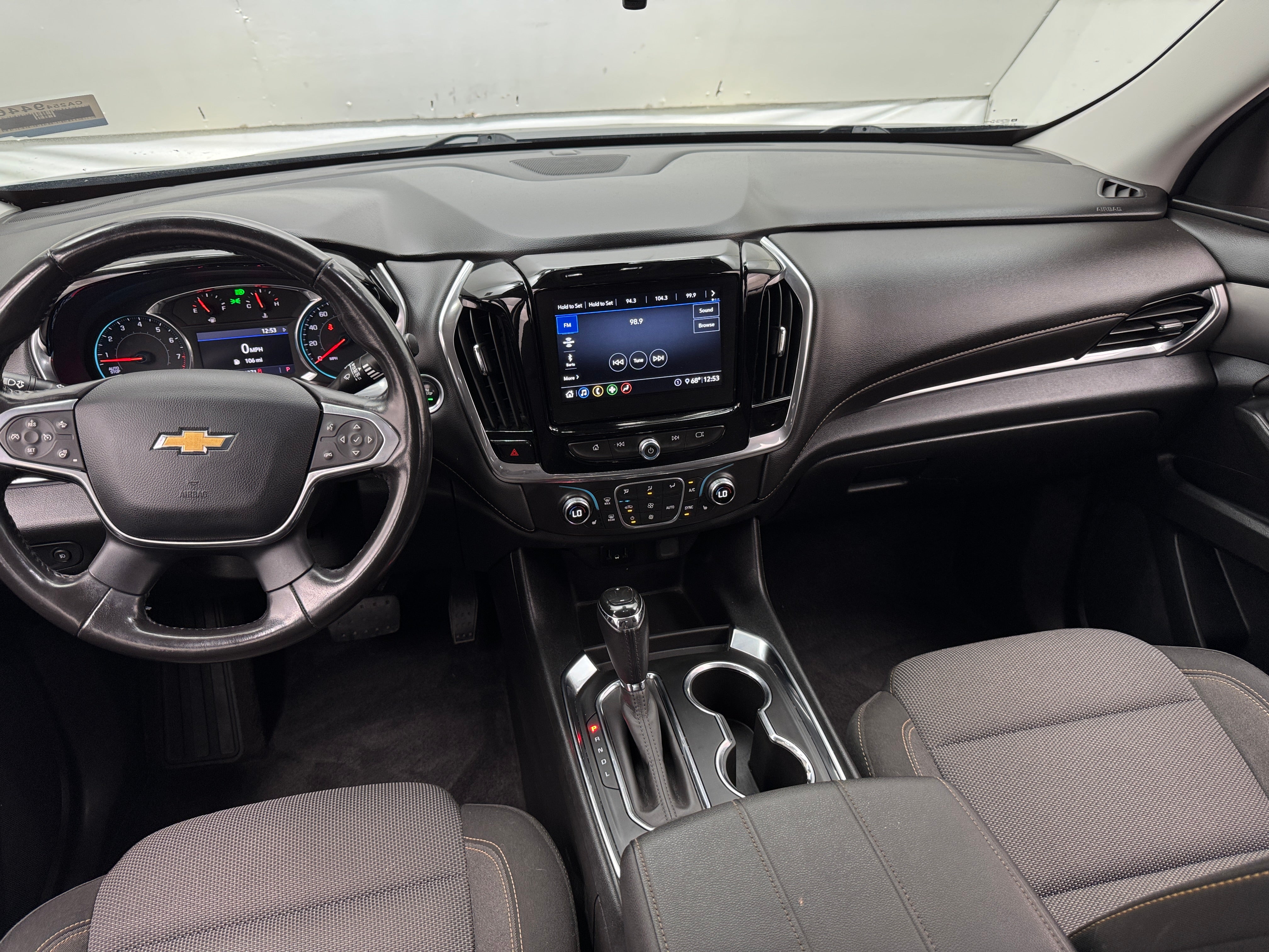 Thumbnail: 2020 Chevrolet Traverse - 3