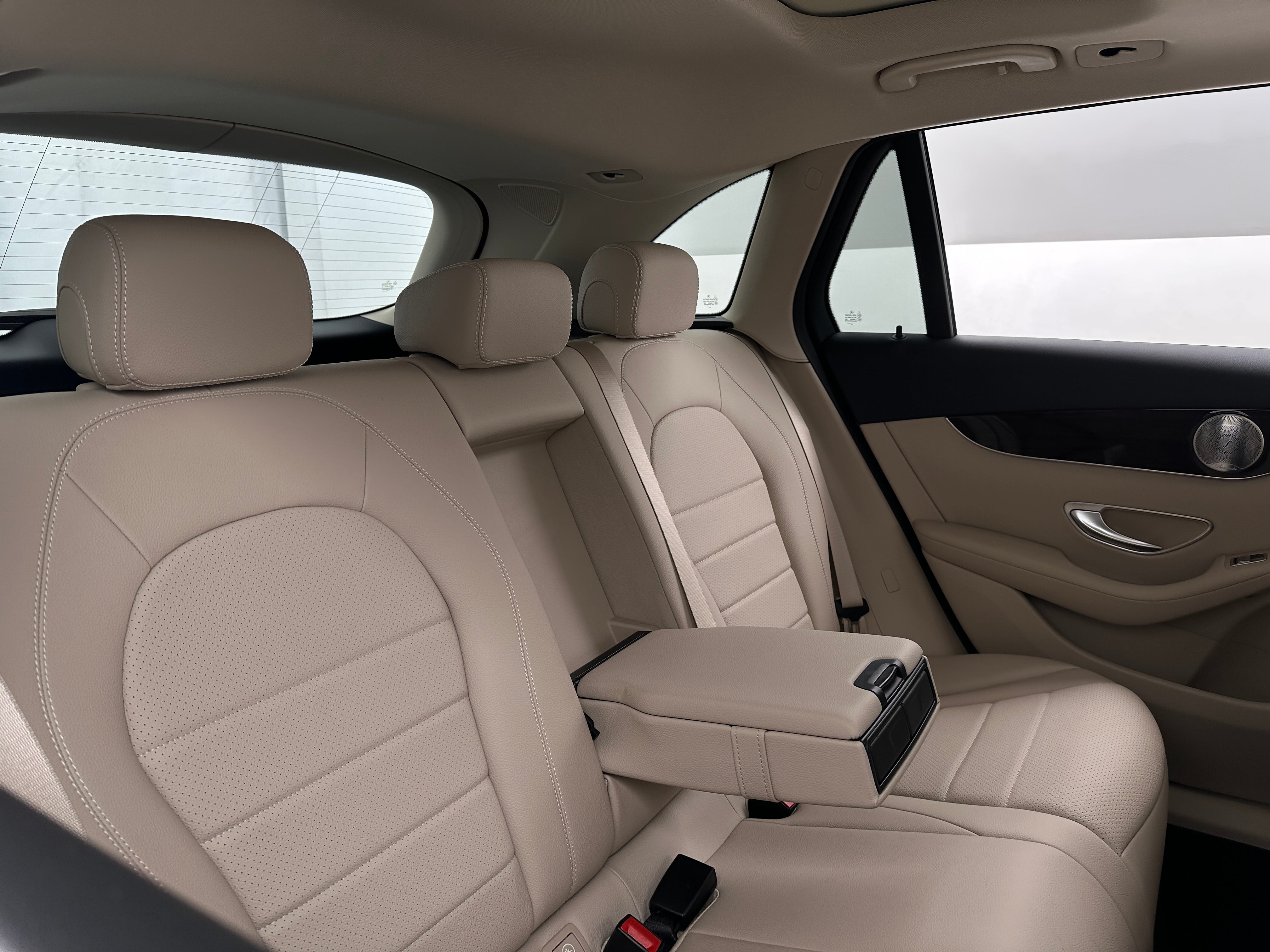 2019 Mercedes-Benz GLC 300 5