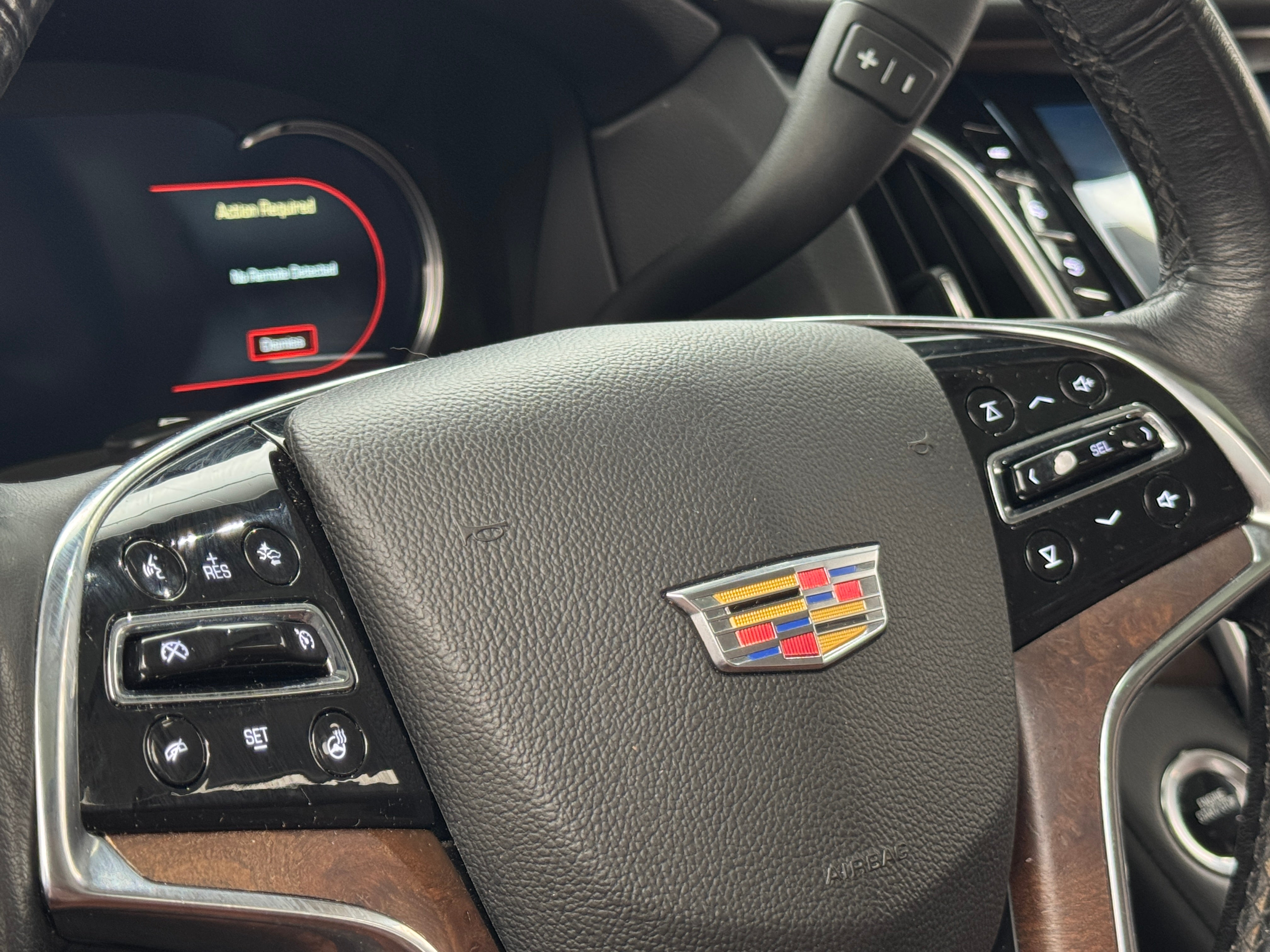 Thumbnail: 2020 Cadillac Escalade - 4