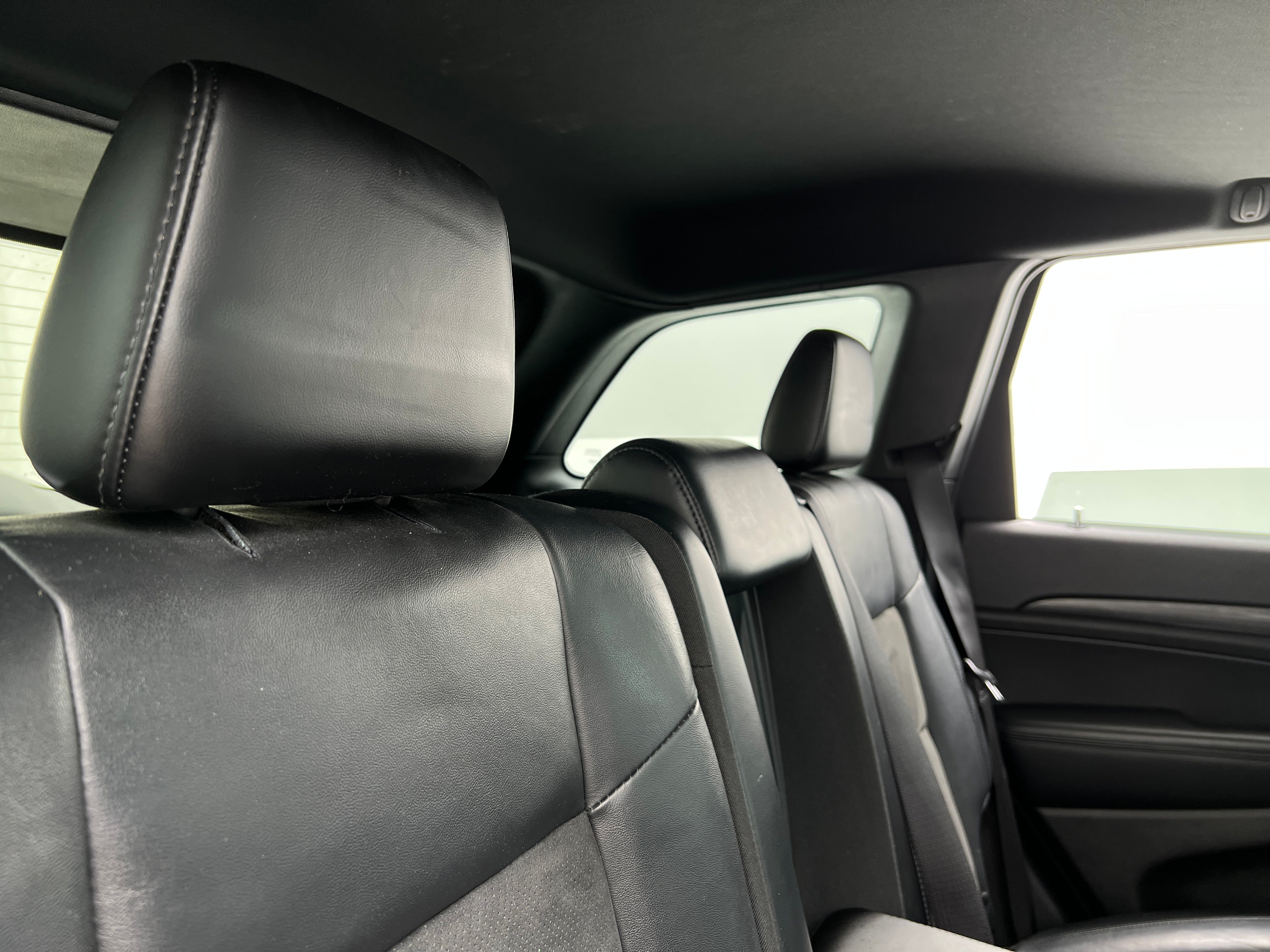 2019 Jeep Grand Cherokee Altitude 6