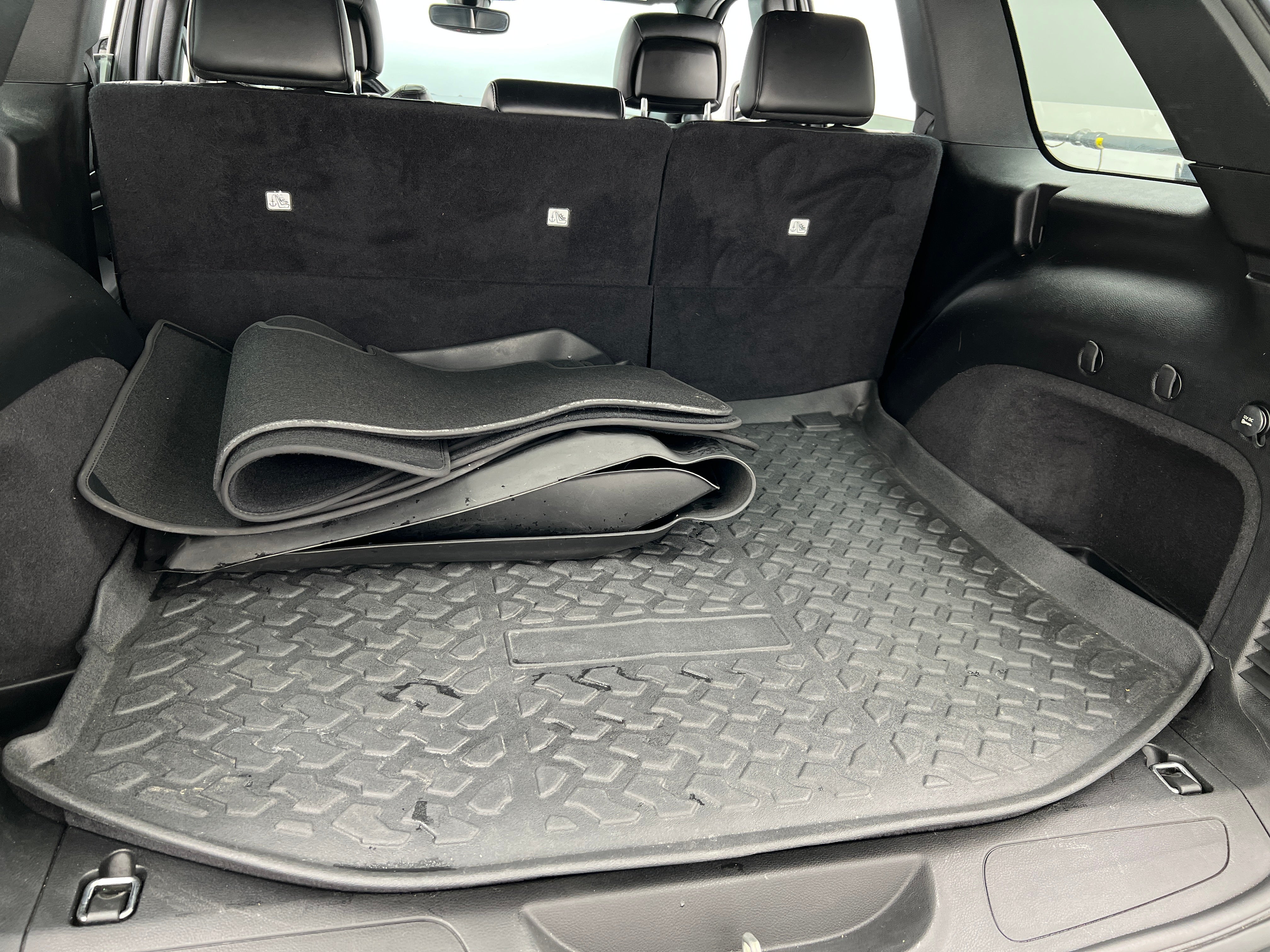 2019 Jeep Grand Cherokee Altitude 7