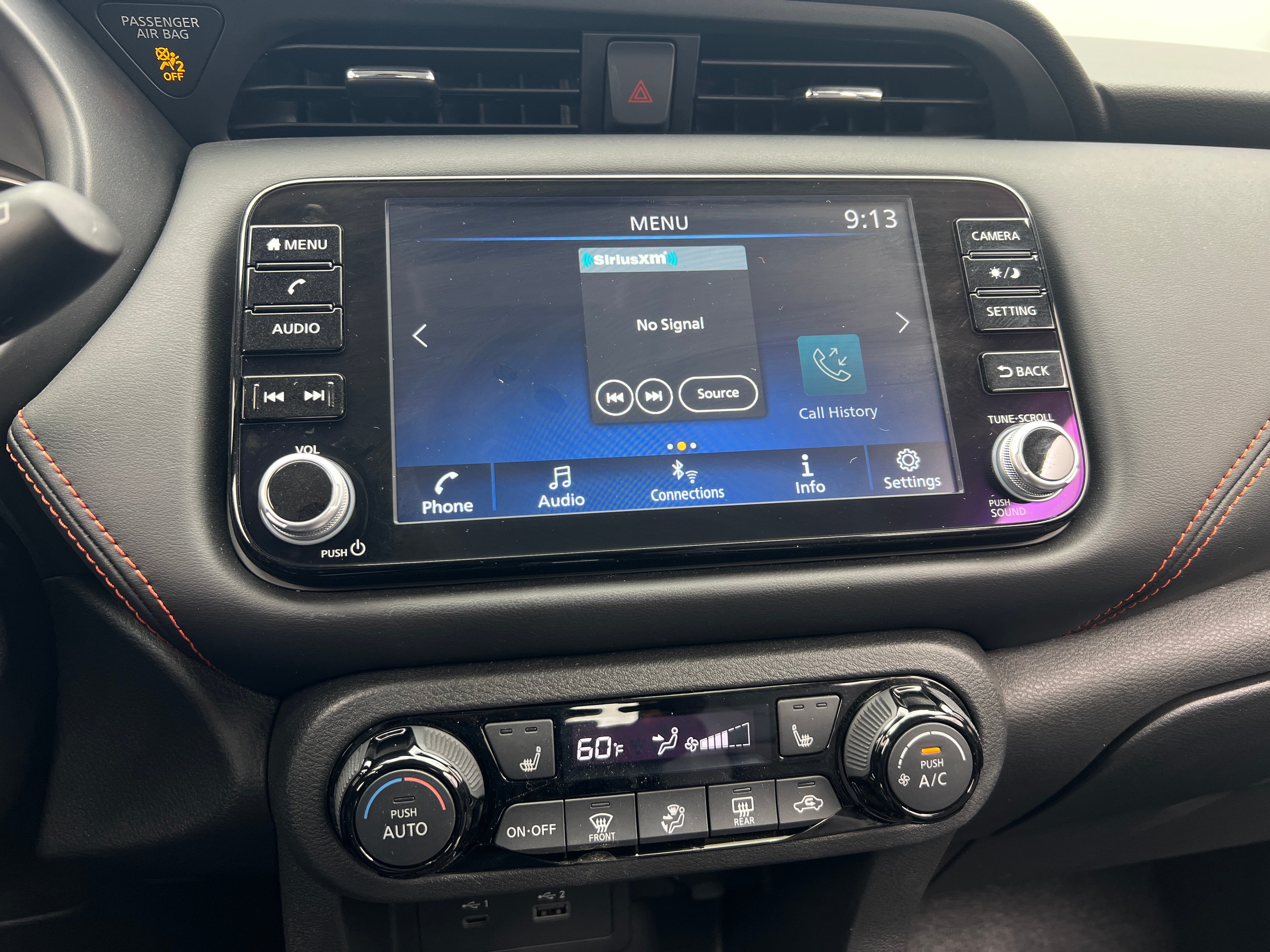 2024 Nissan Kicks SR 4