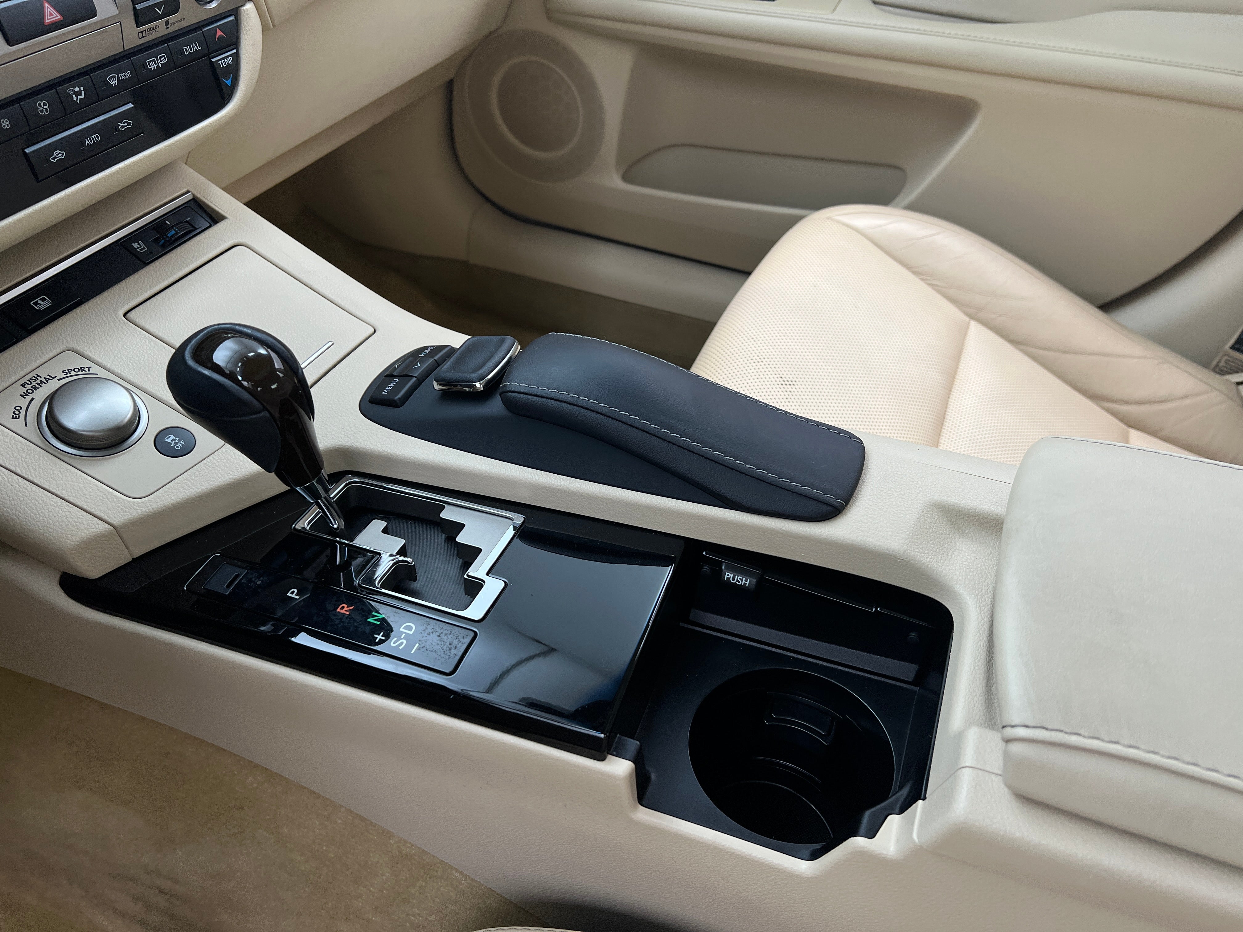 2015 Lexus ES