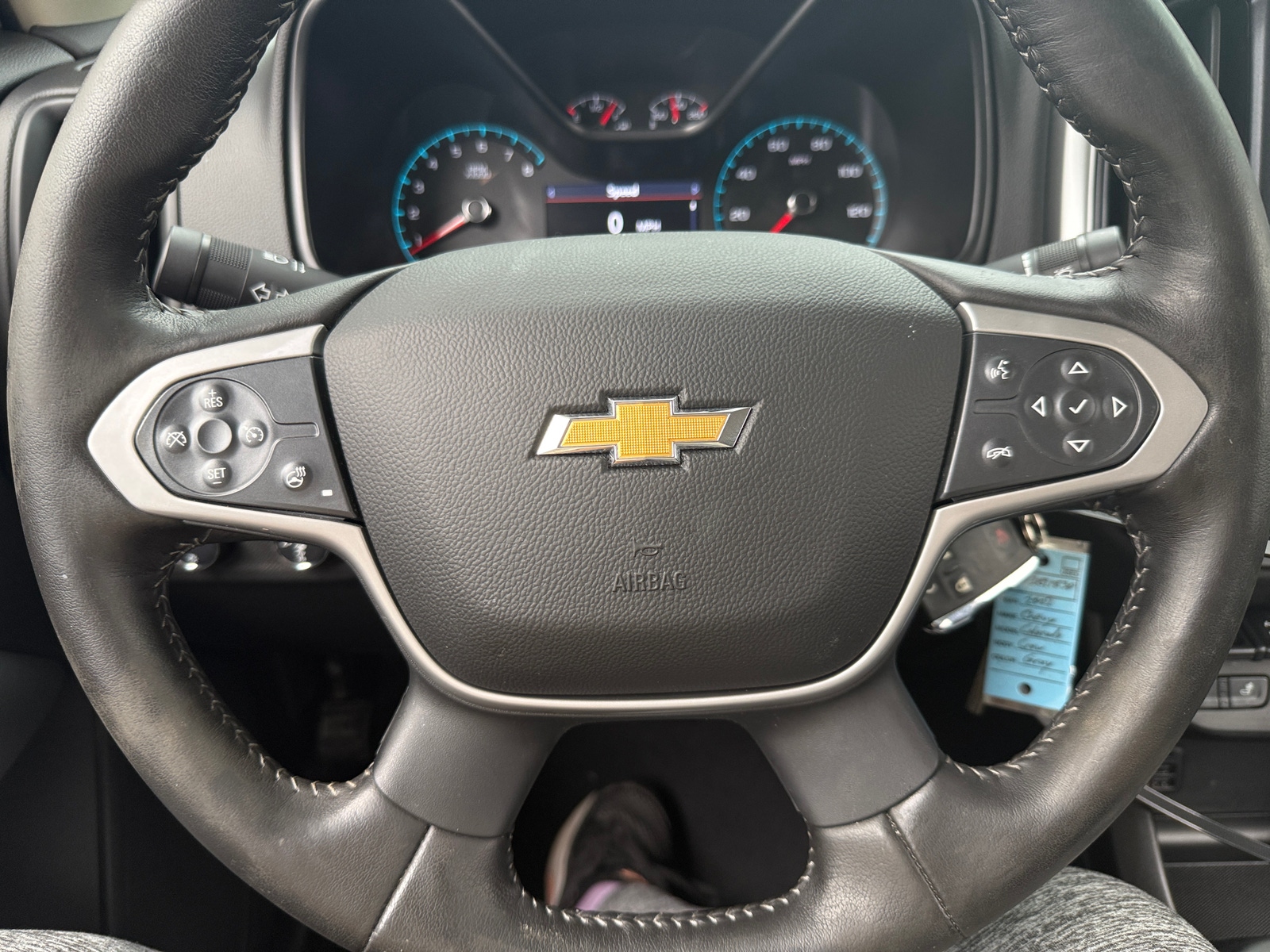 Thumbnail: 2022 Chevrolet Colorado - 4